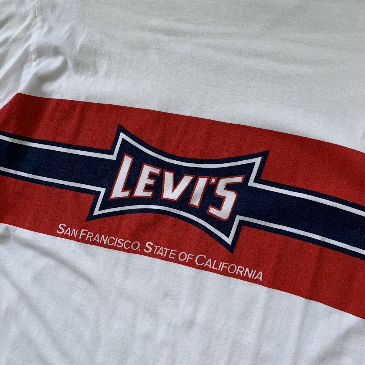 Levi's Levi’s vintage 90s long sleeve single pocket tshirt tee Size US L / EU 52-54 / 3 - 13 Thumbnail