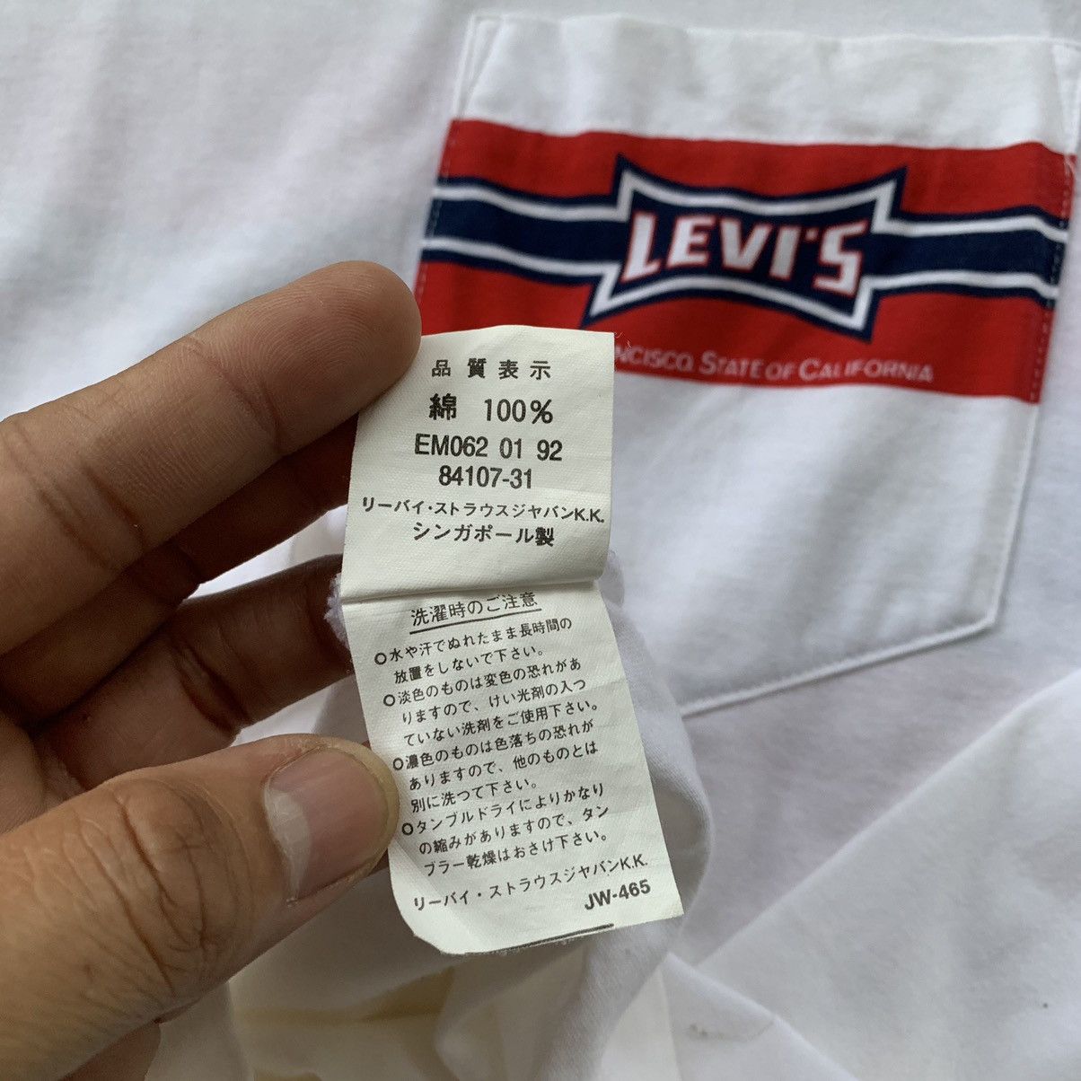 Levi's Levi’s vintage 90s long sleeve single pocket tshirt tee Size US L / EU 52-54 / 3 - 10 Thumbnail