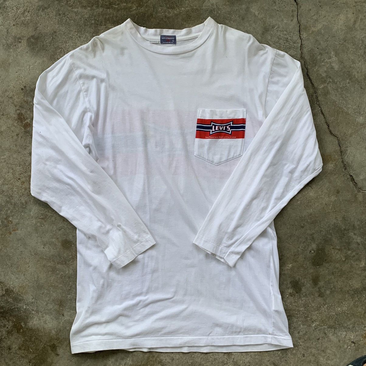 Levi's Levi’s vintage 90s long sleeve single pocket tshirt tee Size US L / EU 52-54 / 3 - 6 Thumbnail