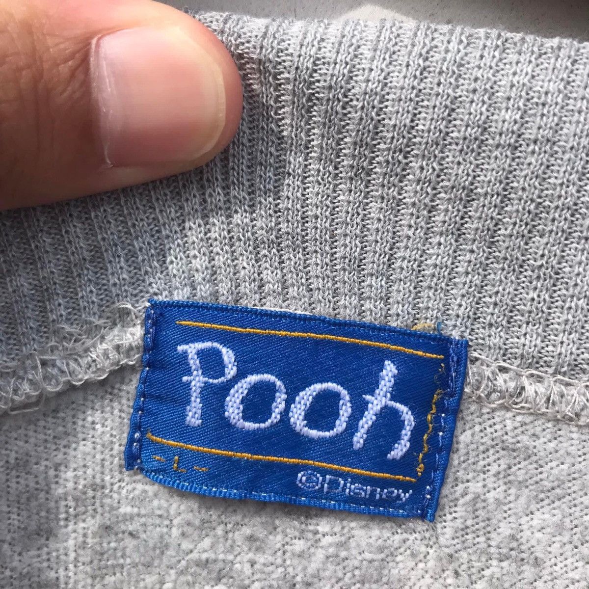 Disney RARE🔥 Pooh Disney Size US M / EU 48-50 / 2 - 10 Thumbnail