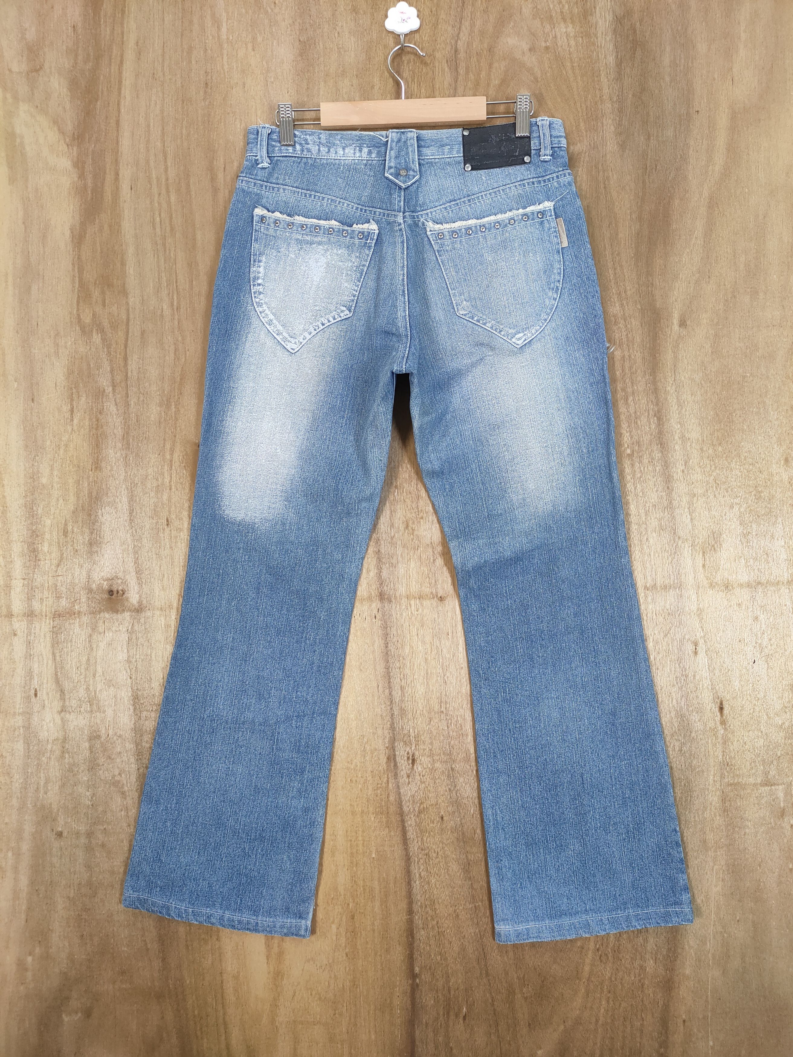Japanese Brand JAPANESE BRAND FADED FLARE DENIM PANTS Size US 30 / EU 46 - 8 Thumbnail