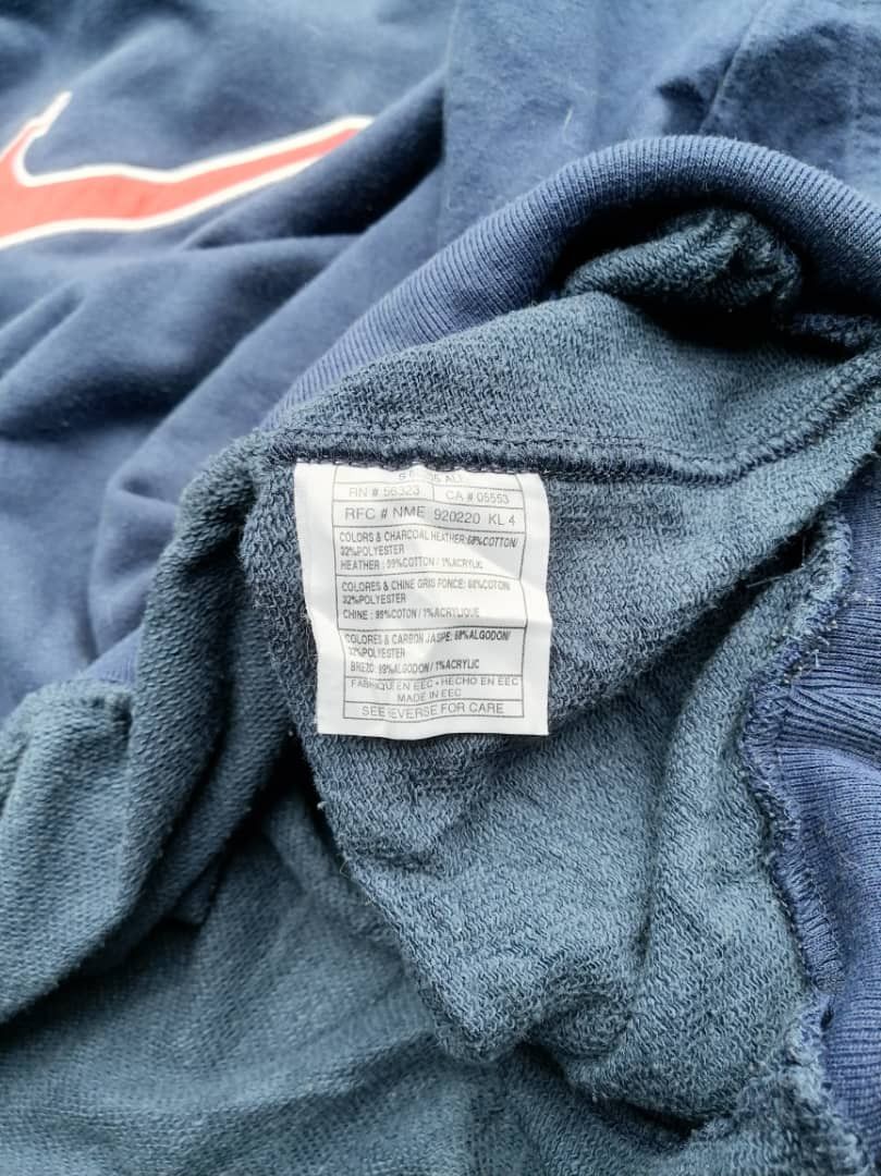 Nike × Vintage Vintage Nike Swoosh Sweatshirt Size US XL / EU 56 / 4 - 9 Thumbnail