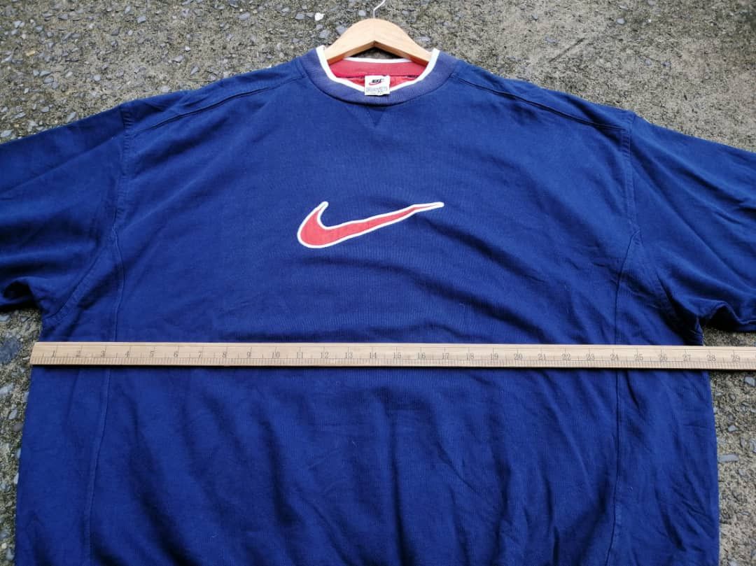 Nike × Vintage Vintage Nike Swoosh Sweatshirt Size US XL / EU 56 / 4 - 4 Thumbnail