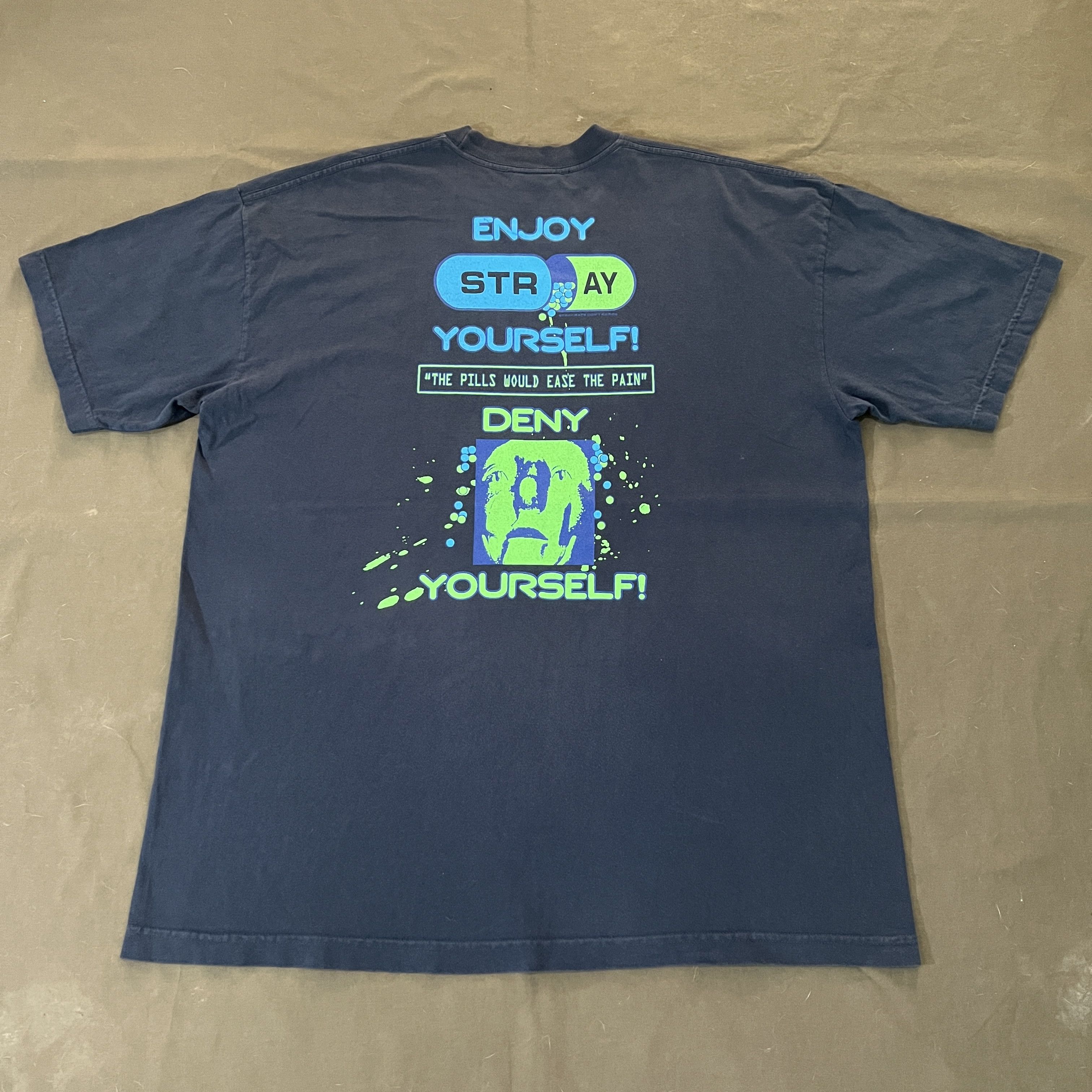 Vintage Stray Rats Pill Tee Shirt Size US XL / EU 56 / 4 - 1 Thumbnail