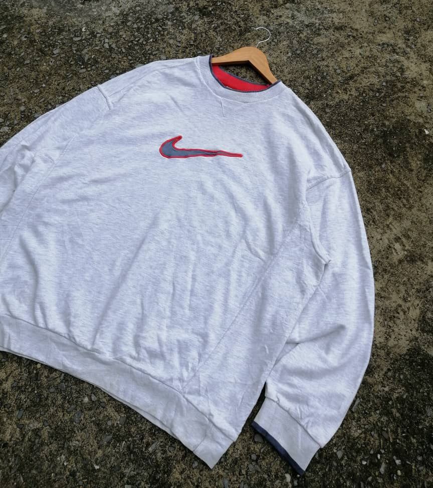 Nike × Vintage Vintage Nike Swoosh Sweatshirt Size US L / EU 52-54 / 3 - 3 Thumbnail