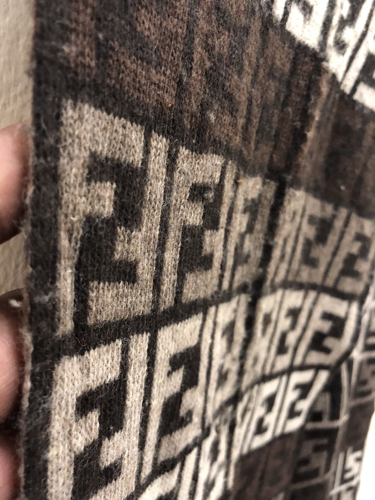 Fendi FENDI monogram mufler/ scarf 47% wool Size ONE SIZE - 12 Thumbnail