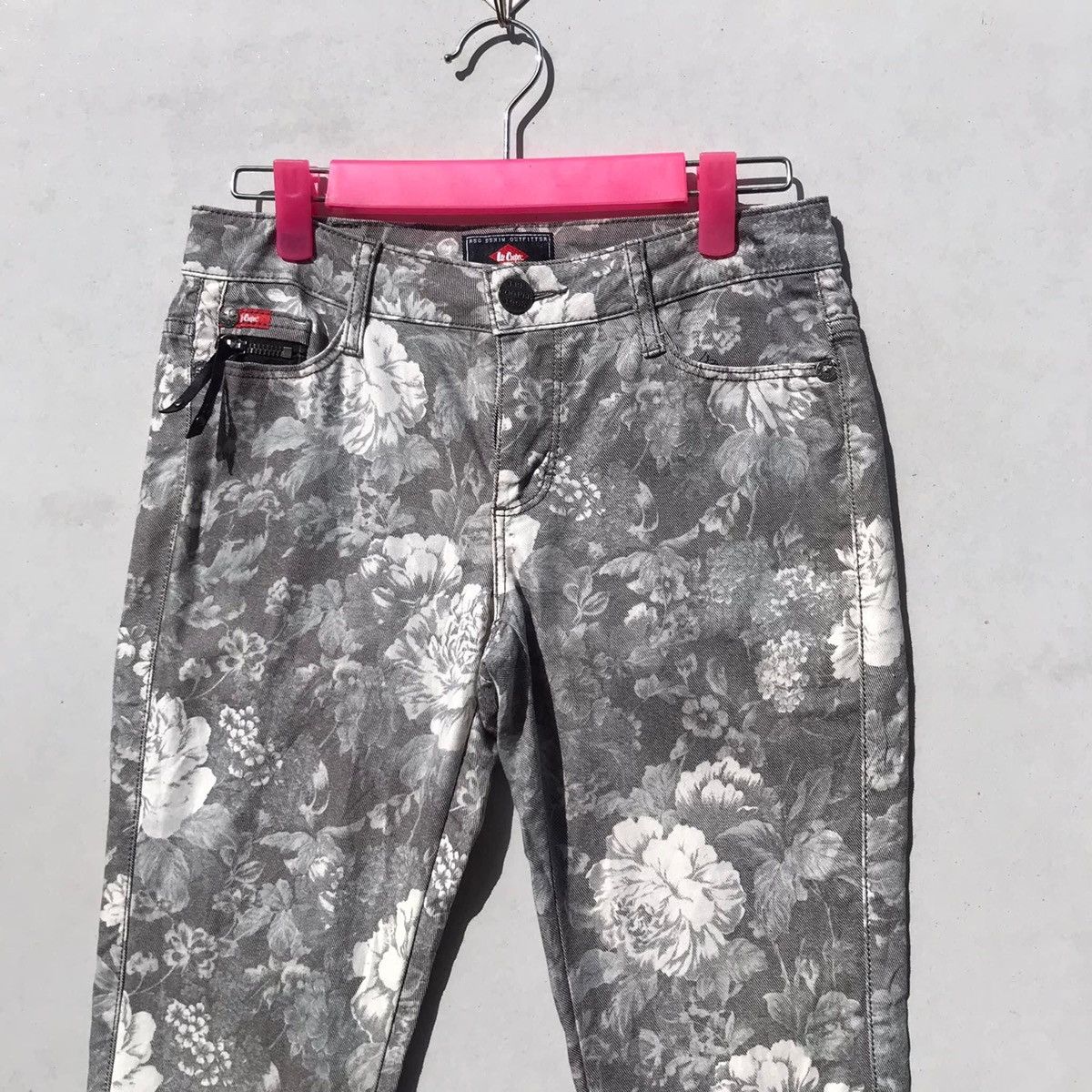Vintage 🔥Accept Binding Offer🔥 Lee Cooper Denim Pants Floral Size US 28 / EU 44 - 3 Thumbnail
