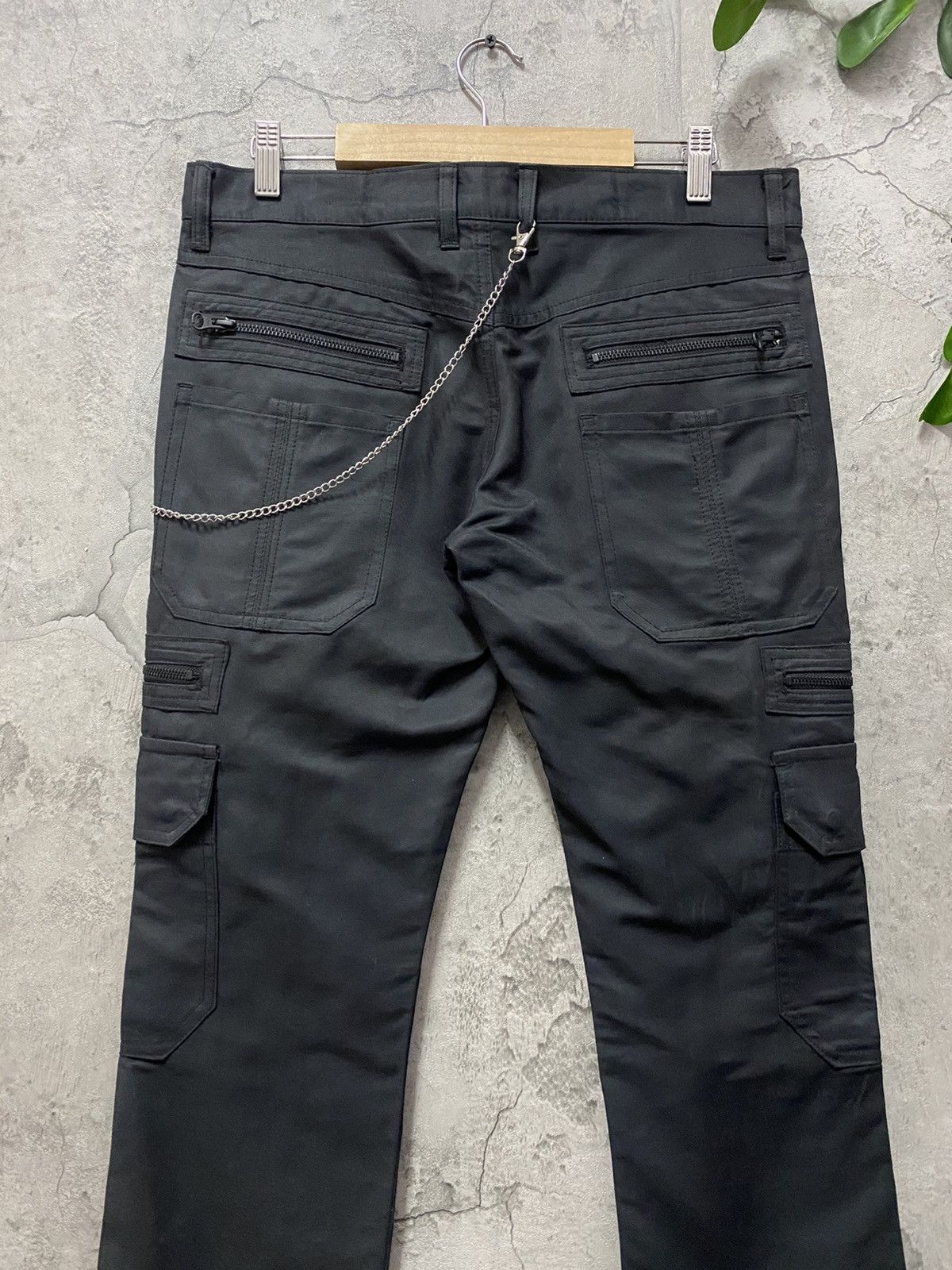 Japanese Brand × Schlussel Schlussel Japan Tactical Multipocket Black Oil Cargo Pants Size US 30 / EU 46 - 10 Thumbnail