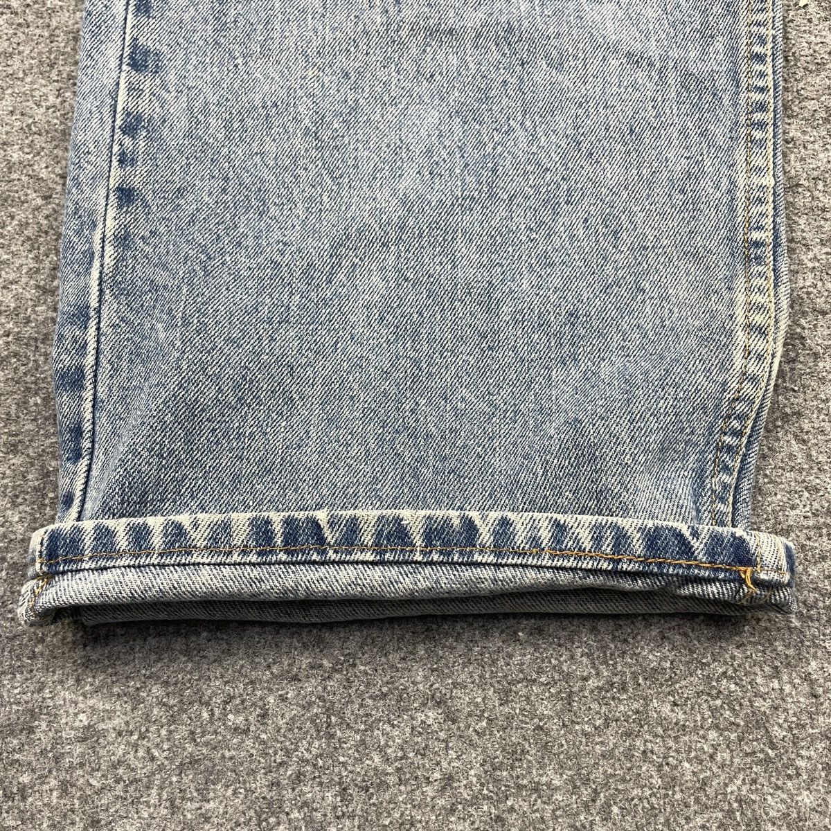 Levi's × Vintage Vintage Levi's 565 Blue Light Wash - wc 273 Size US 42 / EU 58 - 6 Thumbnail