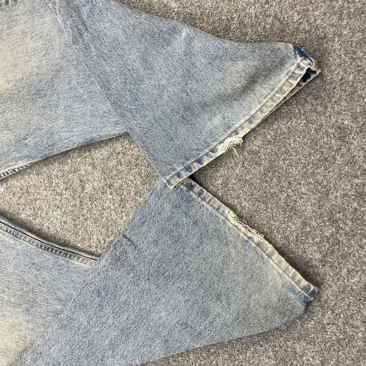 Levi's × Vintage Vintage Levi's 565 Blue Light Wash - wc 273 Size US 42 / EU 58 - 7 Thumbnail