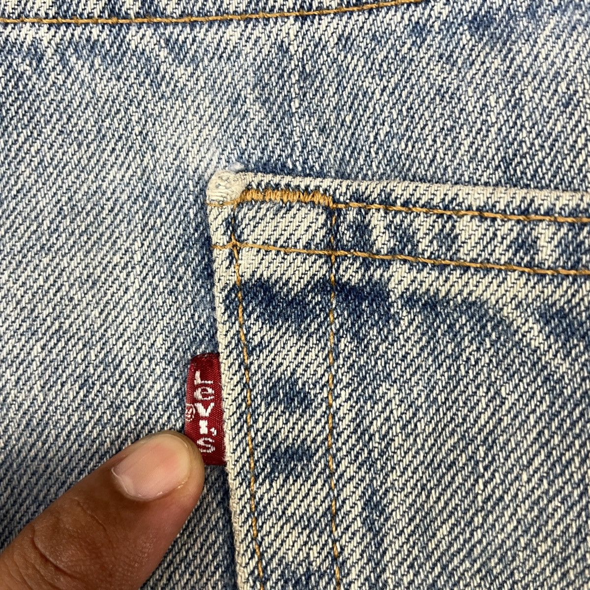 Levi's × Vintage Vintage Levi's 565 Blue Light Wash - wc 273 Size US 42 / EU 58 - 12 Thumbnail