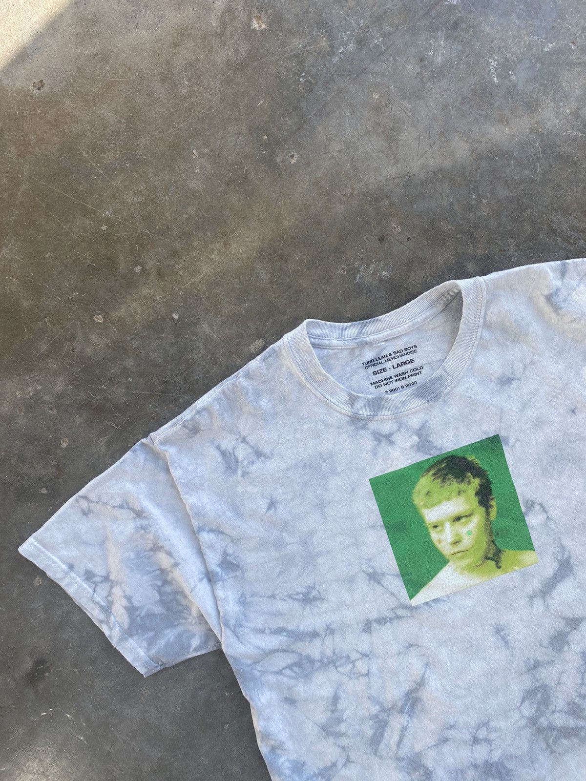 image of Drain Gang x Sad Boys Sbe Merch Yung Lean Starz Tie Dye Portrait Tee Large Stranger Pill in Black