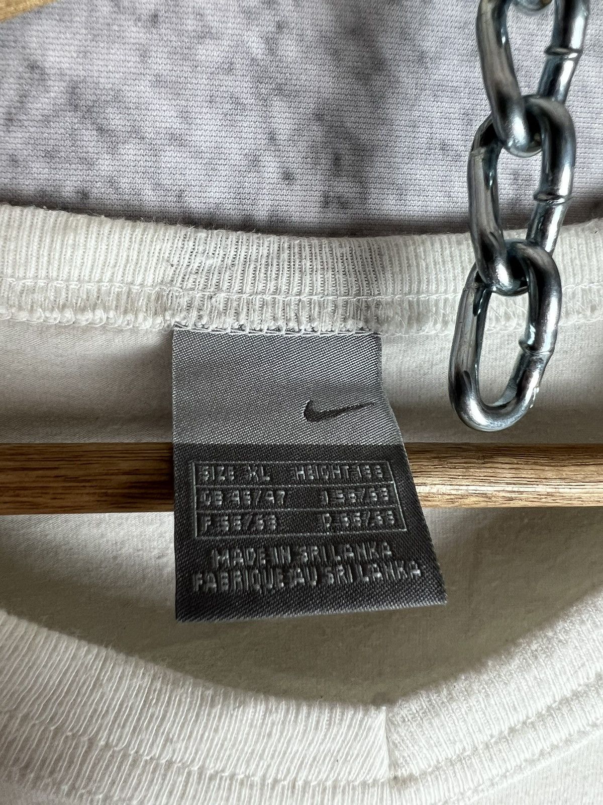 Vintage Nike Vintage 00s small logo tshirt Size US XL / EU 56 / 4 - 3 Thumbnail