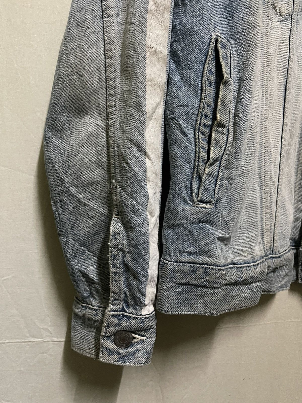 Japanese Brand × Swagger Swagger Denim Jacket Faded Vintage Design Size US L / EU 52-54 / 3 - 5 Thumbnail