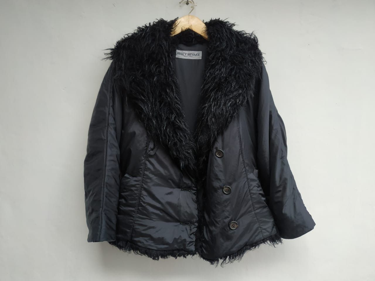 Issey Miyake Women M to L, Issey Miyake White Label Fur Coat Size M / US 6-8 / IT 42-44 - 5 Thumbnail