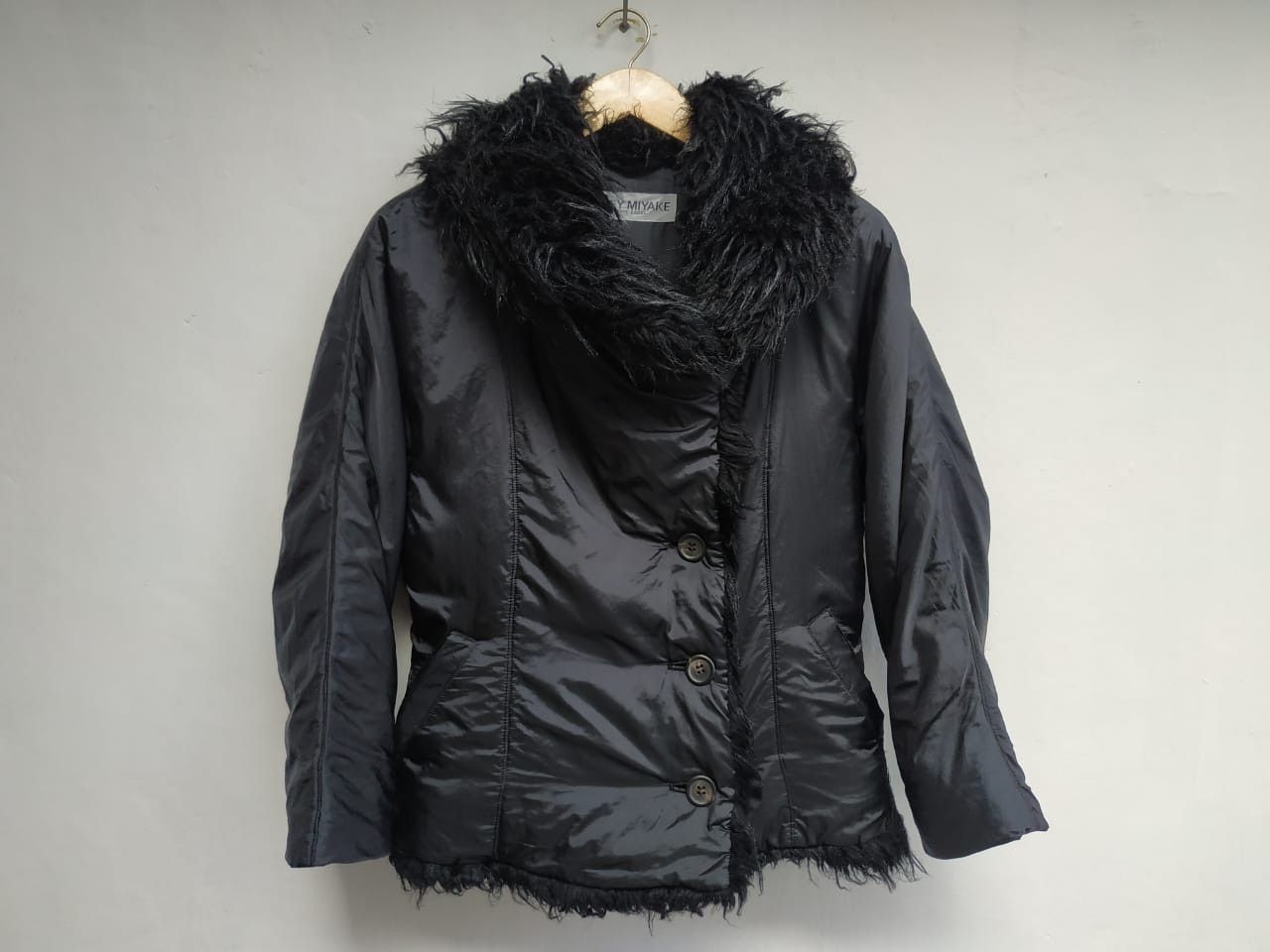 Issey Miyake Women M to L, Issey Miyake White Label Fur Coat Size M / US 6-8 / IT 42-44 - 1 Thumbnail