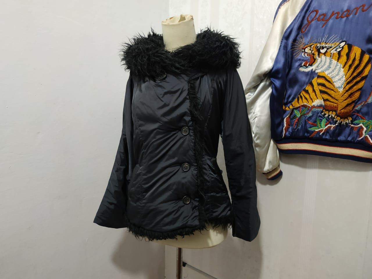 Issey Miyake Women M to L, Issey Miyake White Label Fur Coat Size M / US 6-8 / IT 42-44 - 23 Thumbnail