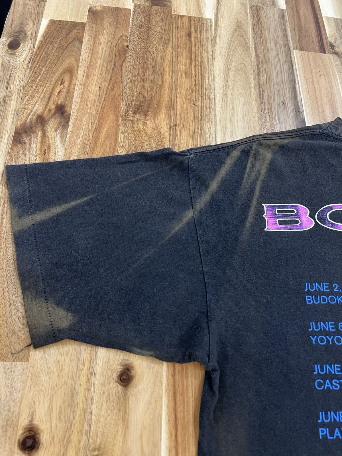Bon Jovi Vintage 90’s Bon Jovi Keep The Faith TRASHED Shirts Size US L / EU 52-54 / 3 - 9 Thumbnail
