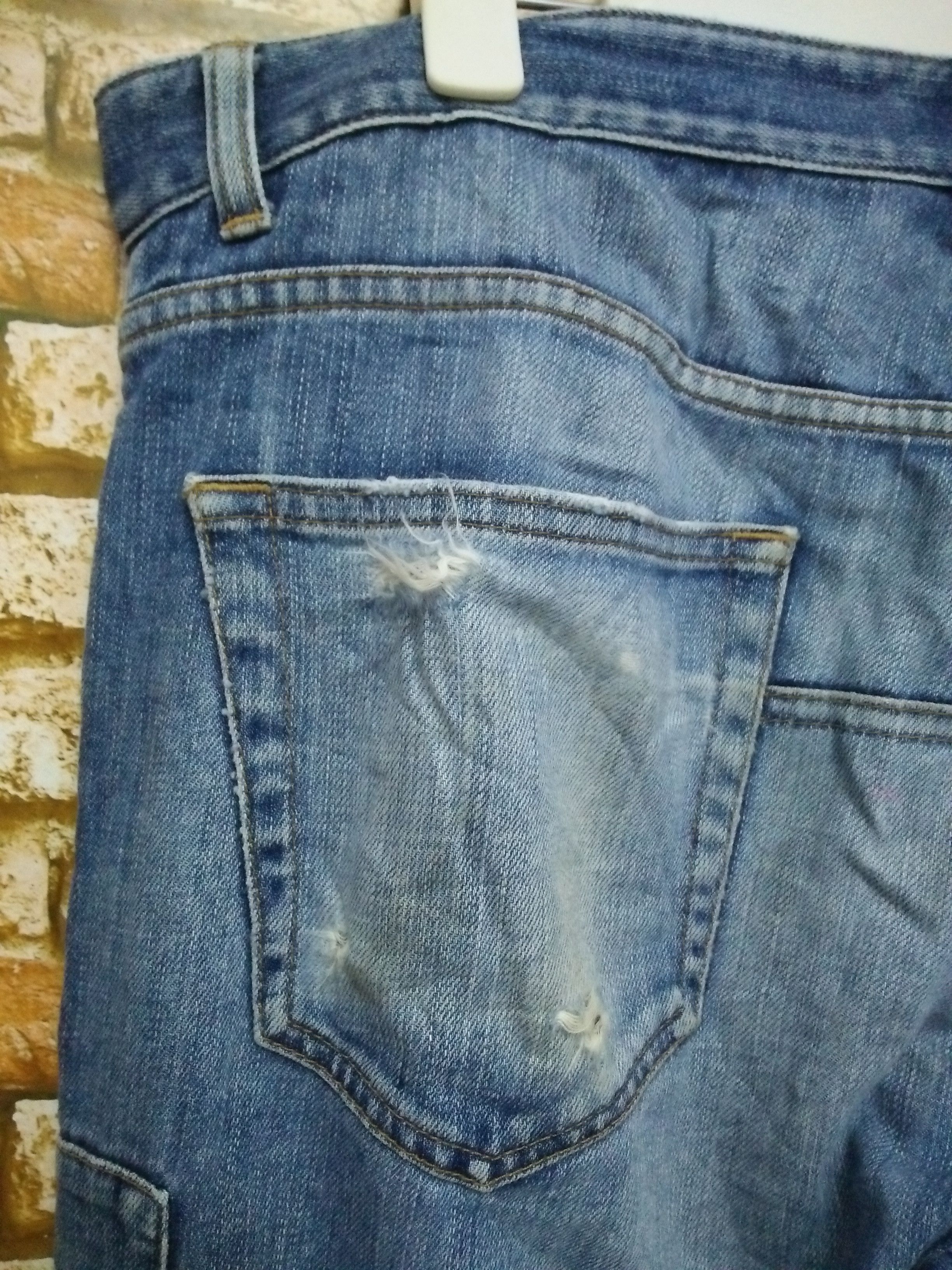 Jun Takahashi UNDERCOVER UU JAPAN DISTRESSED DENIM (A992) Size US 35 - 5 Thumbnail
