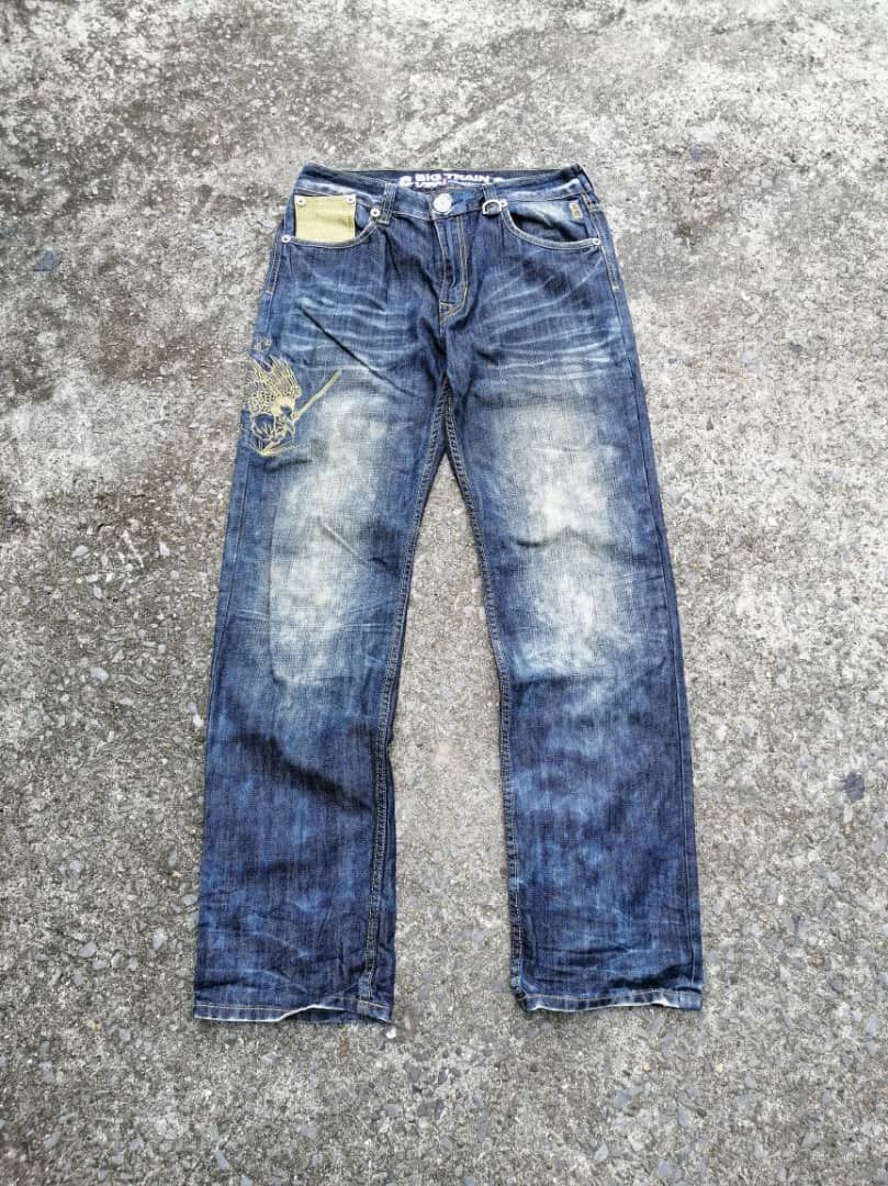 Japanese Brand Japan Big Train Embroidered Denim Jeans Size US 30 / EU 46 - 2 Thumbnail