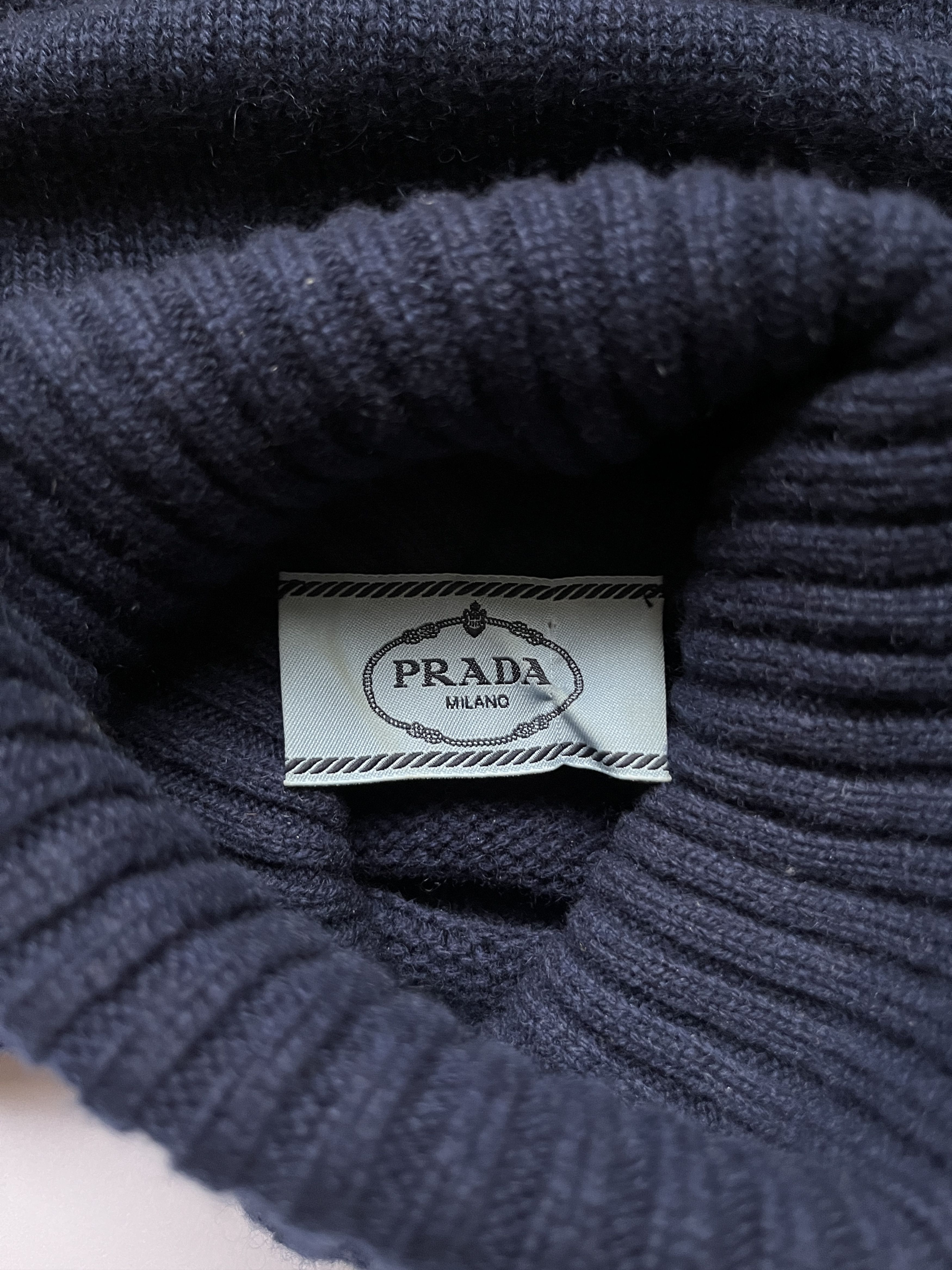 Prada ⚡️QUICK SALE⚡️2019 Prada Navy Cashmere Turtleneck Sweater Size XS / US 0-2 / IT 36-38 - 3 Thumbnail