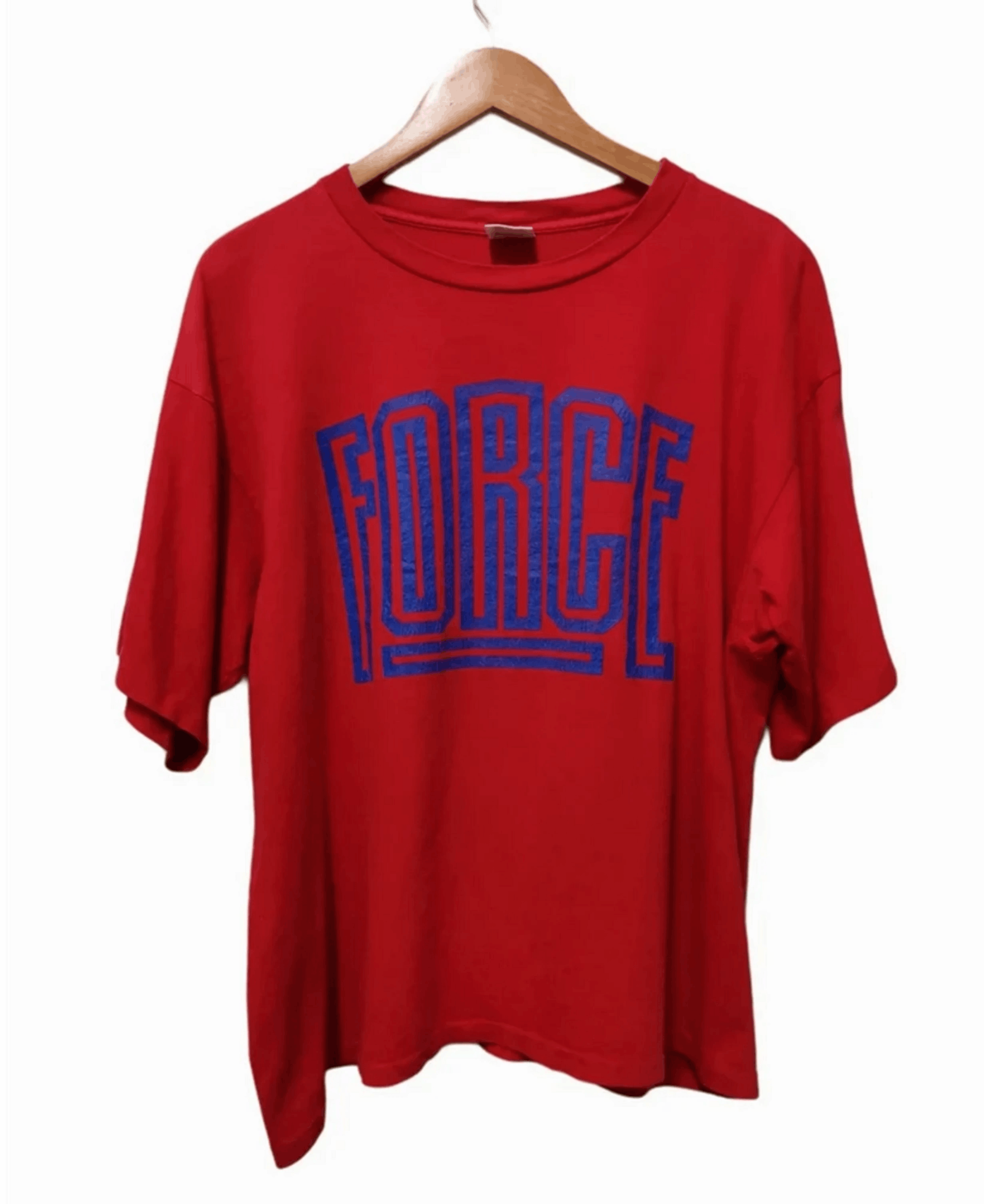 Nike Vintage Nike Air Force Jordan Spell Out Big Logo Tee Size US L / EU 52-54 / 3 - 1 Thumbnail
