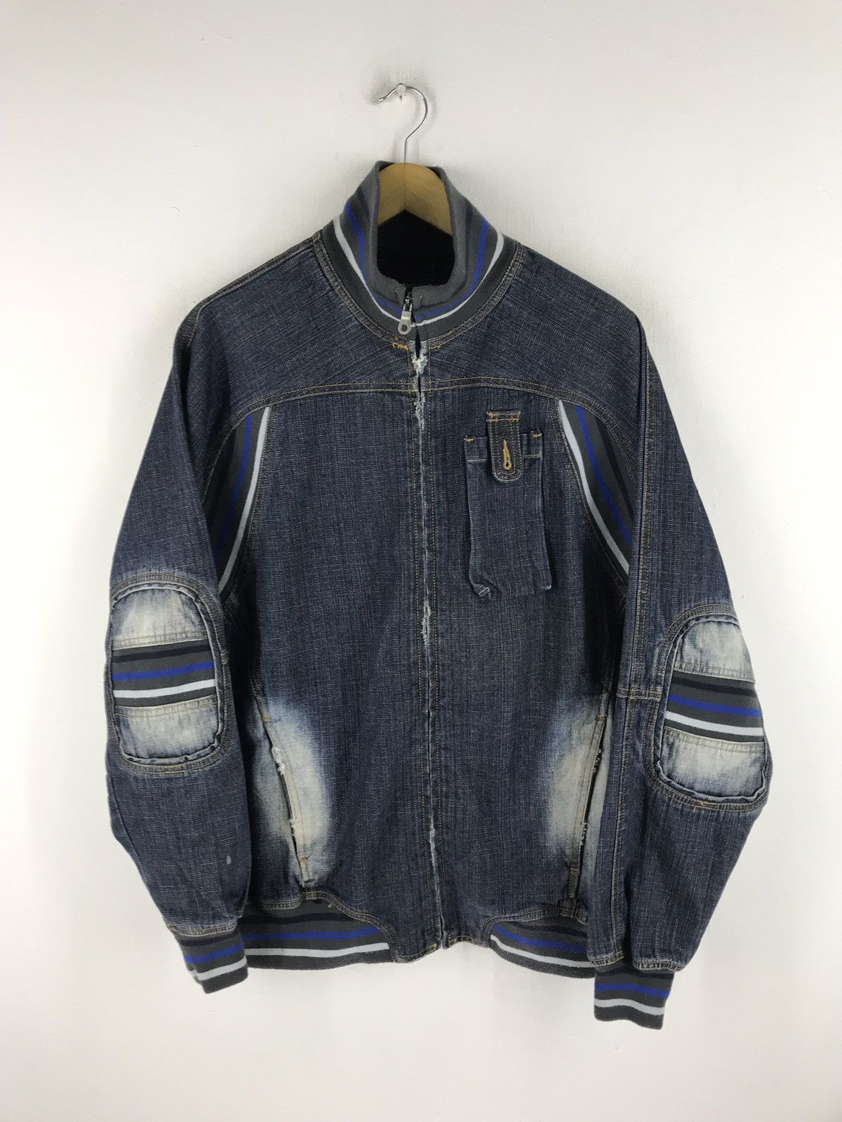 Woolrich Woolen Mills Woolrich denim faded jacket Size US L / EU 52-54 / 3 - 1 Thumbnail