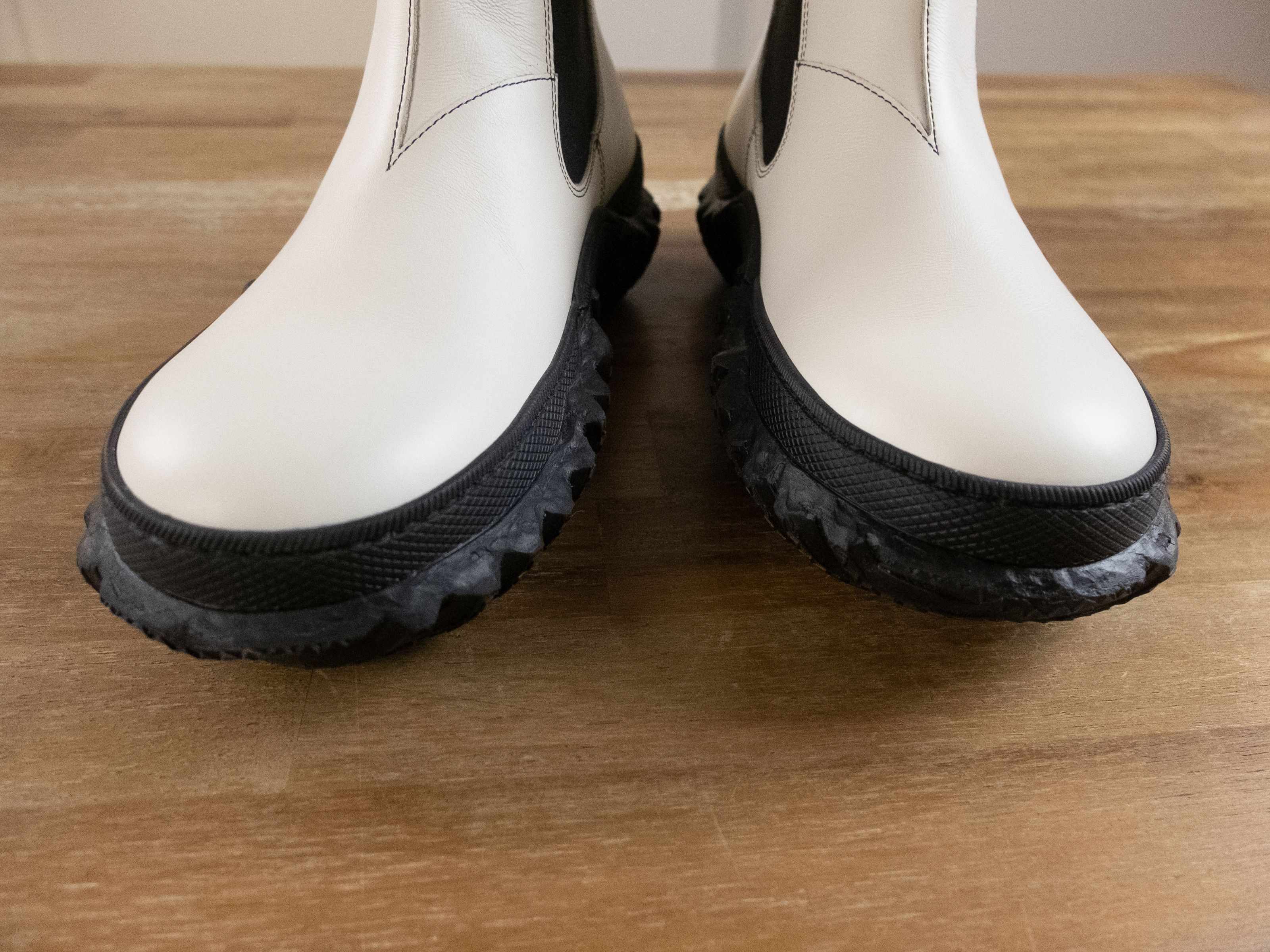 Marni MARNI chunky sole white leather Chelsea ankle boots 7 US 37 Size US 7 / IT 37 - 4 Thumbnail