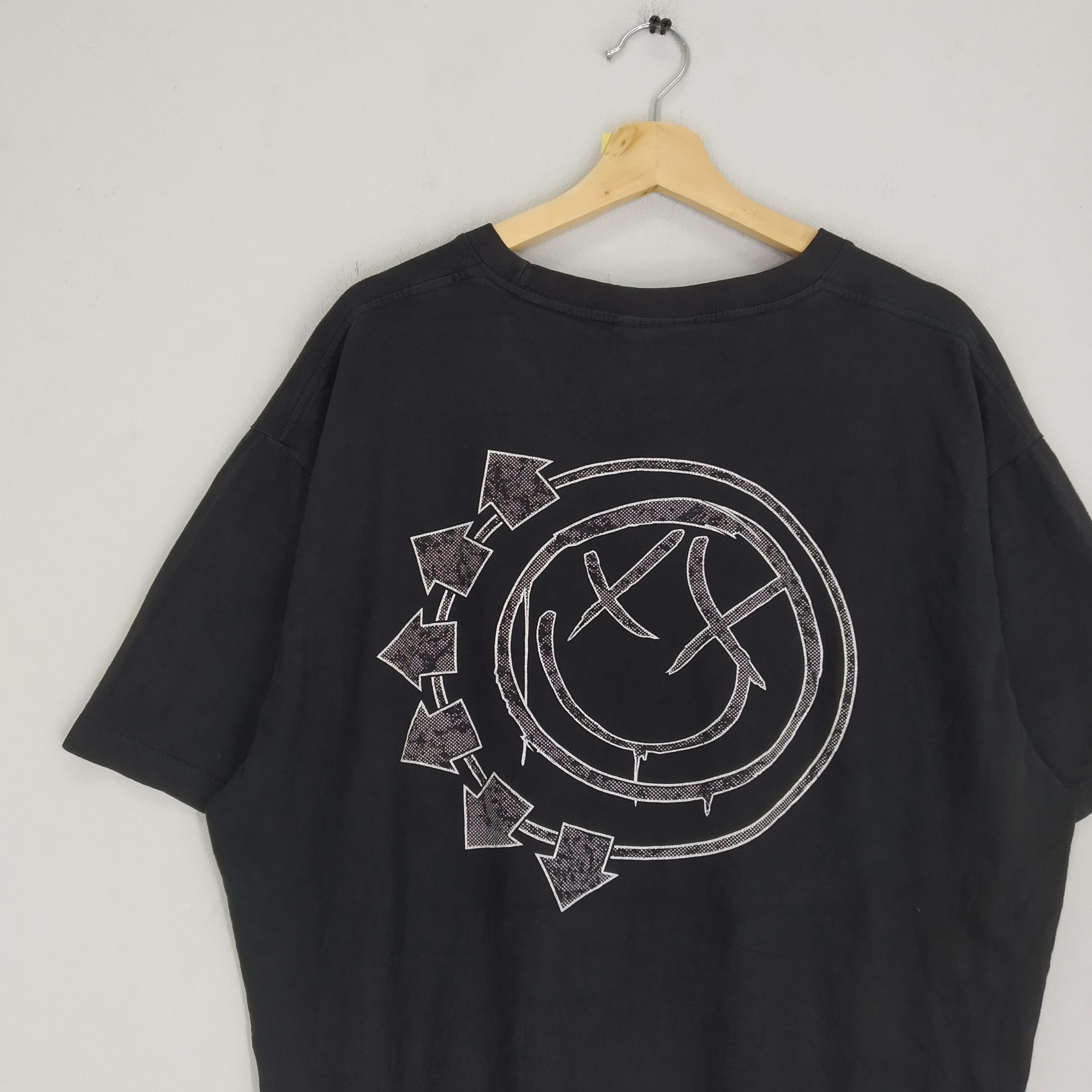Band Tees Vintage Blink 182 Punk Rock Band Promo Music T-shirt Size US XXL / EU 58 / 5 - 4 Thumbnail