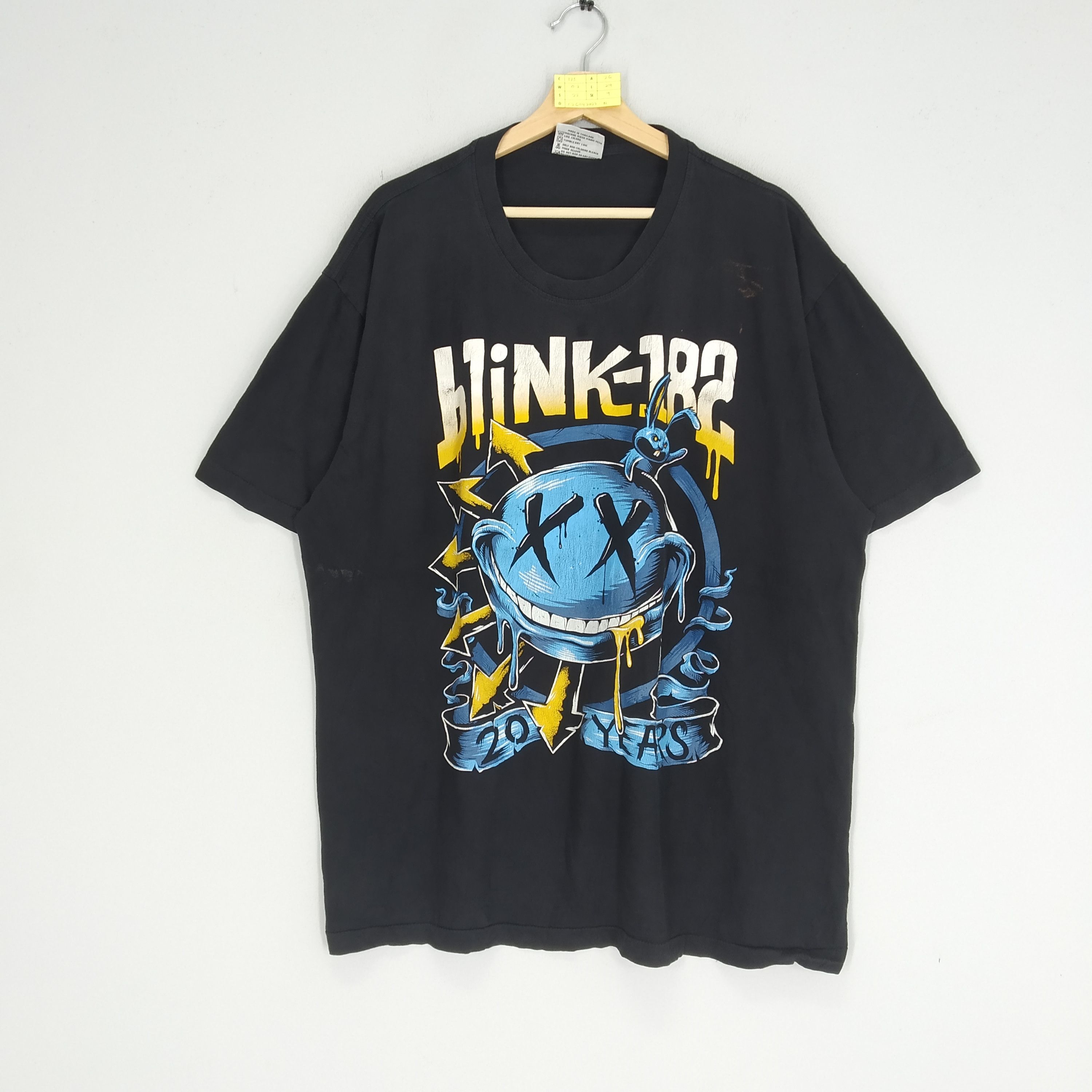 Band Tees Vintage Blink 182 Punk Rock Band Promo Music T-shirt Size US XXL / EU 58 / 5 - 1 Thumbnail