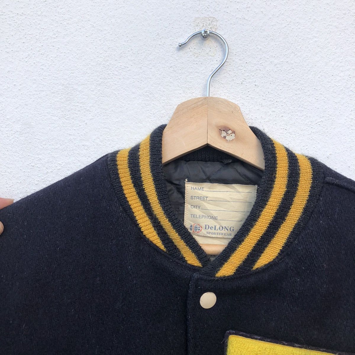Japanese Brand VINTAGE VARSITY JACKET DELONG EMBROIDERED BIG LOGO Size US M / EU 48-50 / 2 - 7 Thumbnail