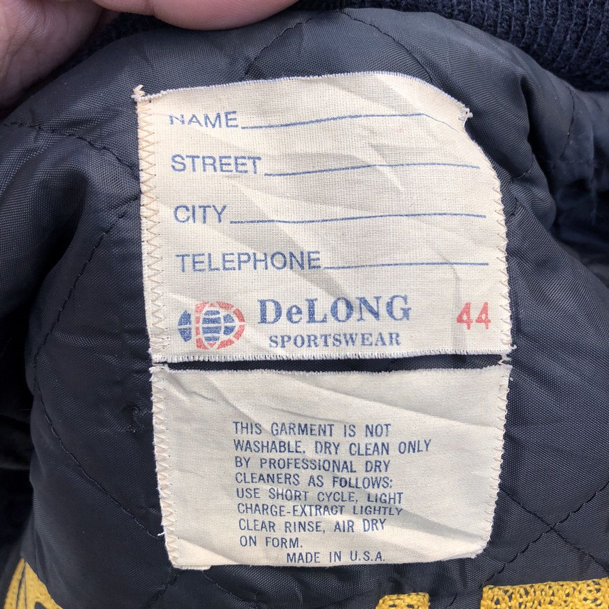 Japanese Brand VINTAGE VARSITY JACKET DELONG EMBROIDERED BIG LOGO Size US M / EU 48-50 / 2 - 13 Thumbnail