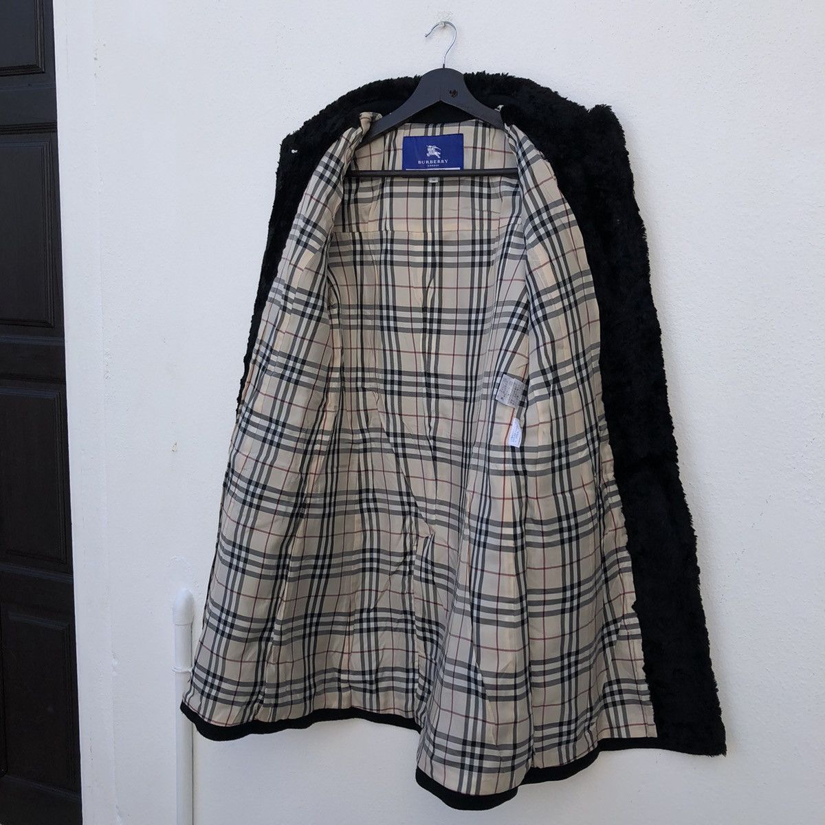 Burberry VINTAGE BURBERRY LONDON BLUE LABEL LONG JACKET NOVA CHECK Size US M / EU 48-50 / 2 - 11 Thumbnail