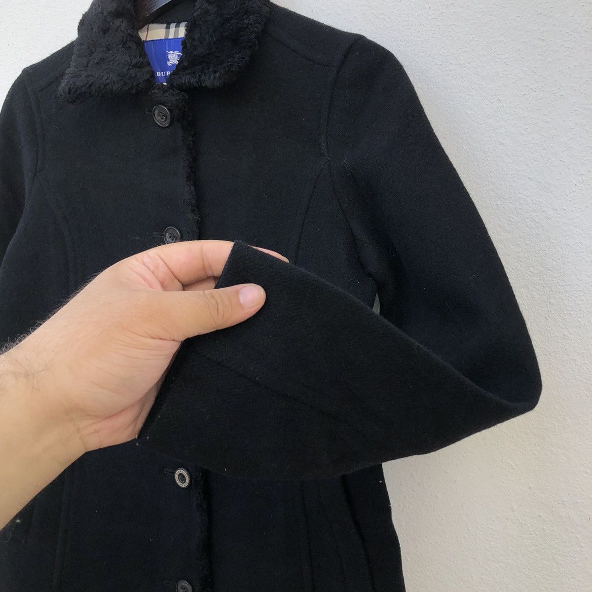 Burberry VINTAGE BURBERRY LONDON BLUE LABEL LONG JACKET NOVA CHECK Size US M / EU 48-50 / 2 - 7 Thumbnail