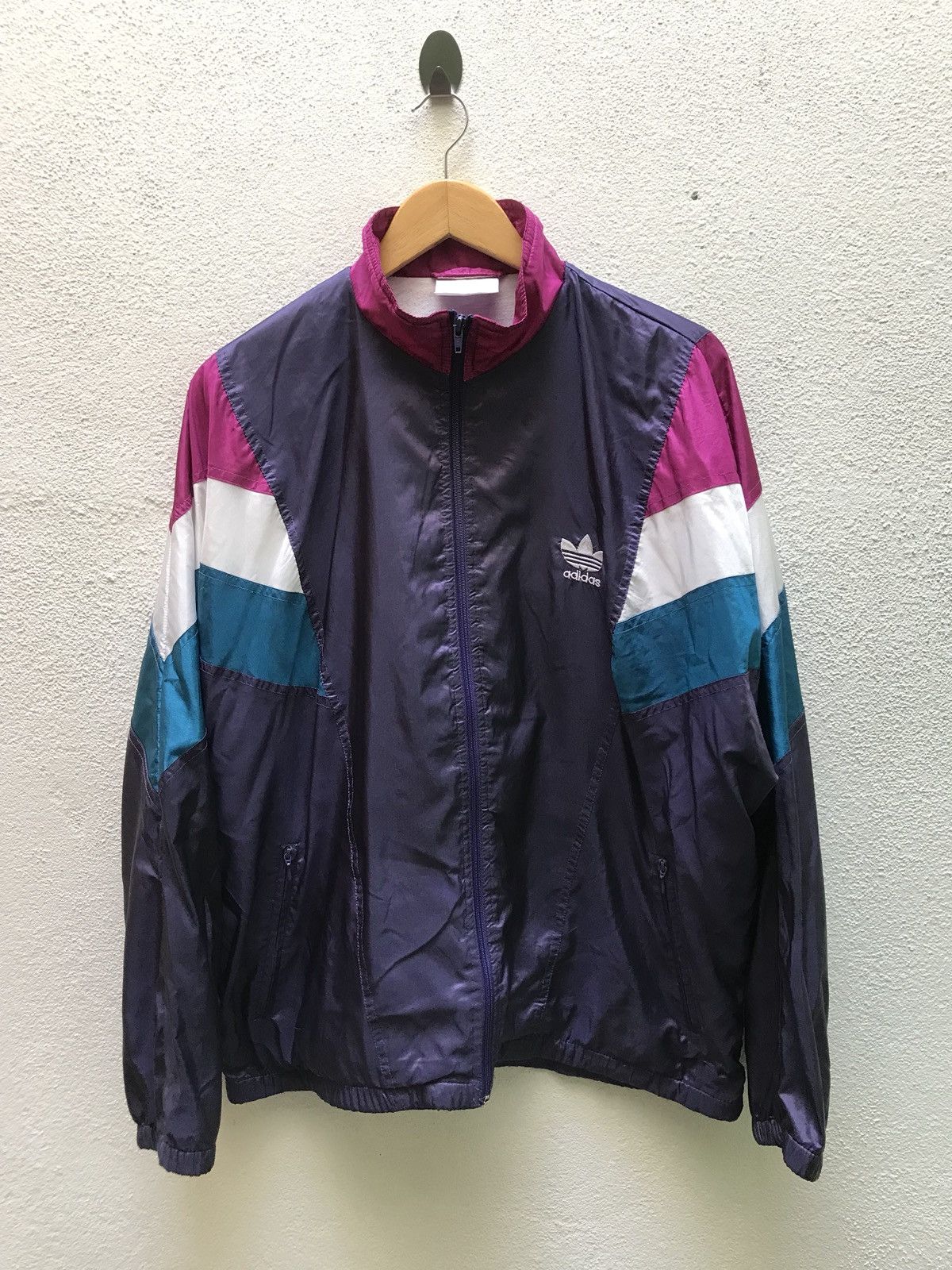 Adidas 🔥FINAL DROP🔥Vintage 80s-90s Adidas Nice Design Dope Size US L / EU 52-54 / 3 - 1 Thumbnail