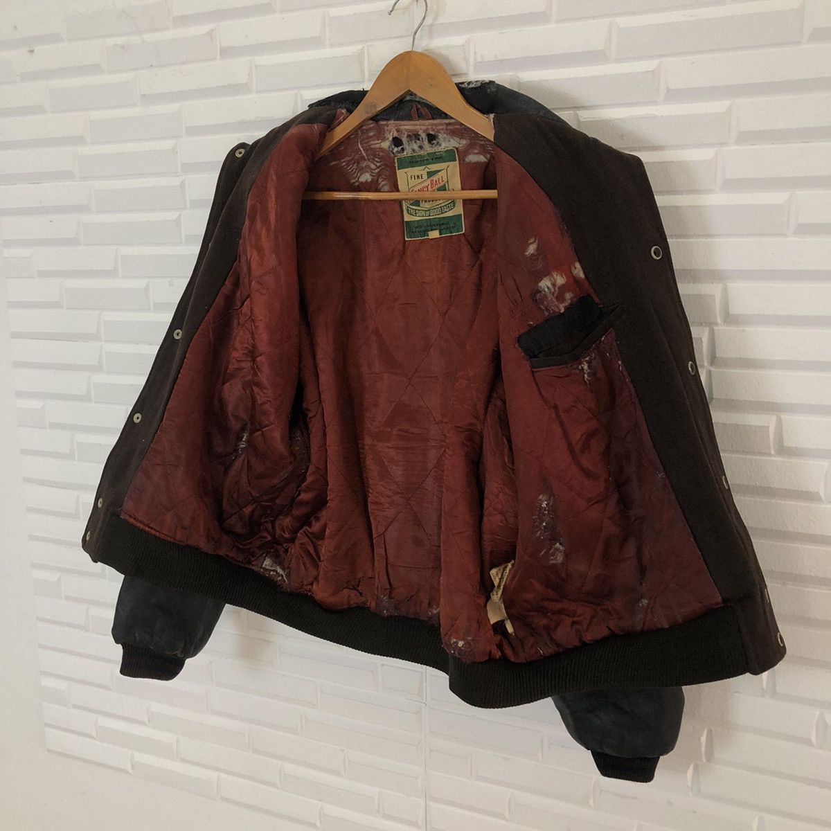 Japanese Brand VINTAGE FANCY BALL BIG LOGO VARSITY JACKET LEATHER HANDLING Size US L / EU 52-54 / 3 - 9 Thumbnail