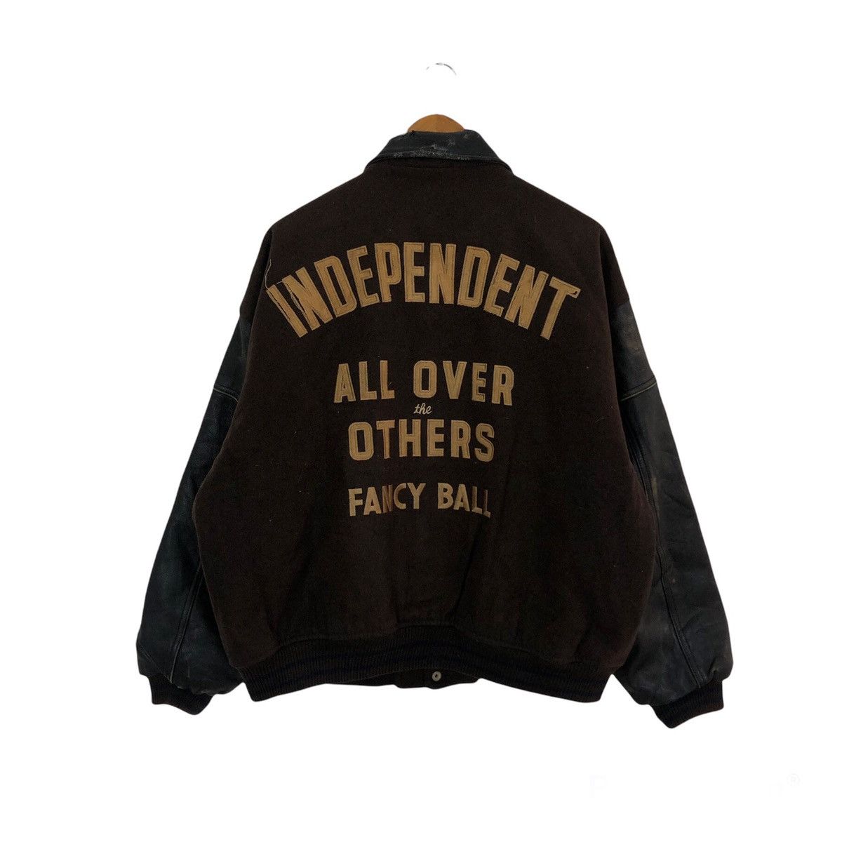 Japanese Brand VINTAGE FANCY BALL BIG LOGO VARSITY JACKET LEATHER HANDLING Size US L / EU 52-54 / 3 - 1 Thumbnail