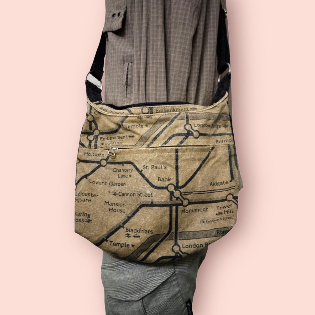 Edition Japan VINTAGE UNDERGROUND CANVAS CROSSBODY SHOULDER BAG Size ONE SIZE - 8 Thumbnail