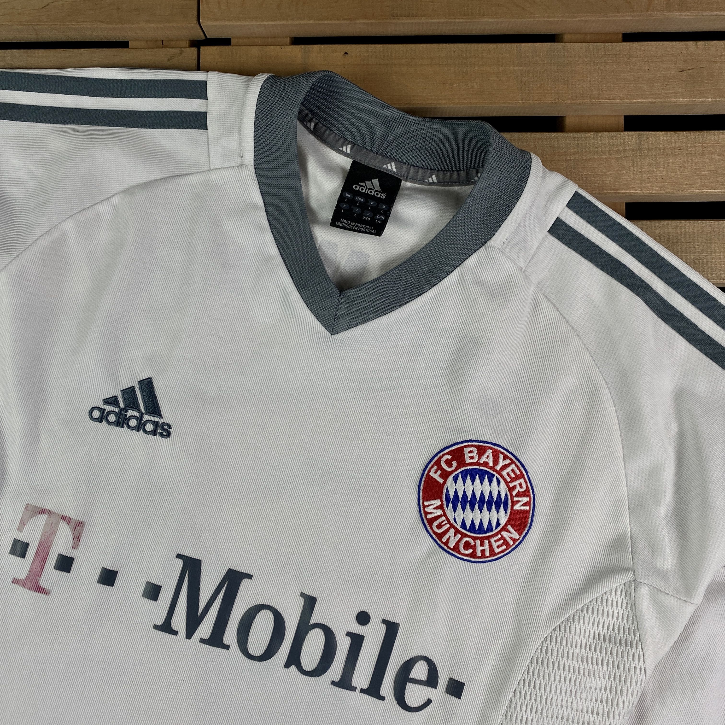 Adidas × Vintage Mens Football Shirt Jersey Bayern Munich 2002 Adidas Size L Size US L / EU 52-54 / 3 - 2 Thumbnail