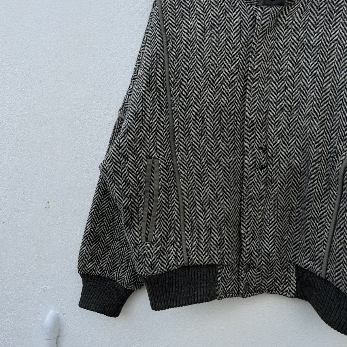 Japanese Brand VINTAGE VARSITY JACKET GULK CLUB FOR MEN HERRINGBONE WOOL Size US L / EU 52-54 / 3 - 4 Thumbnail