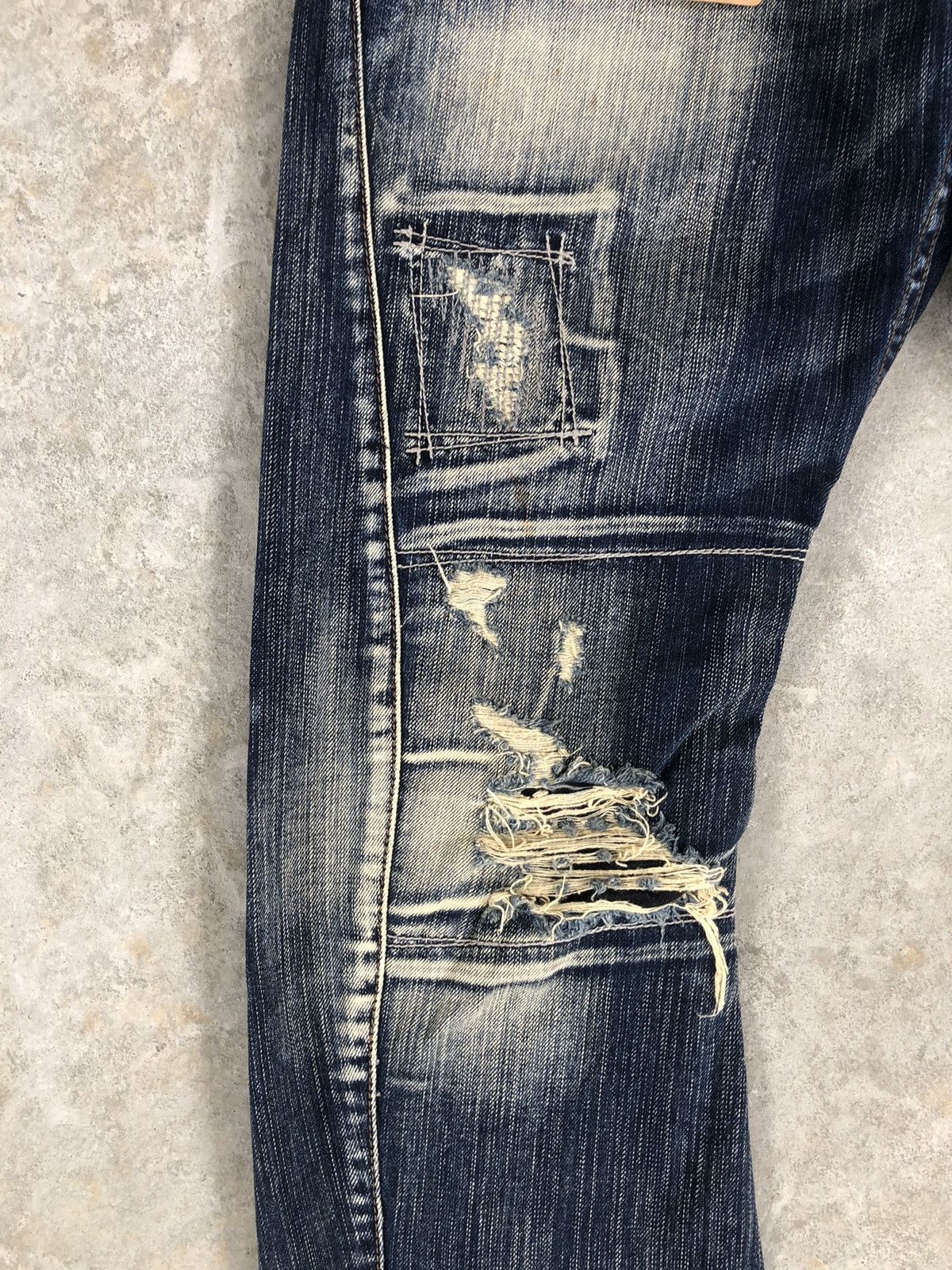 Japanese Brand Rattle trap Flared Jeans Distressed Jeans Size US 30 / EU 46 - 8 Thumbnail