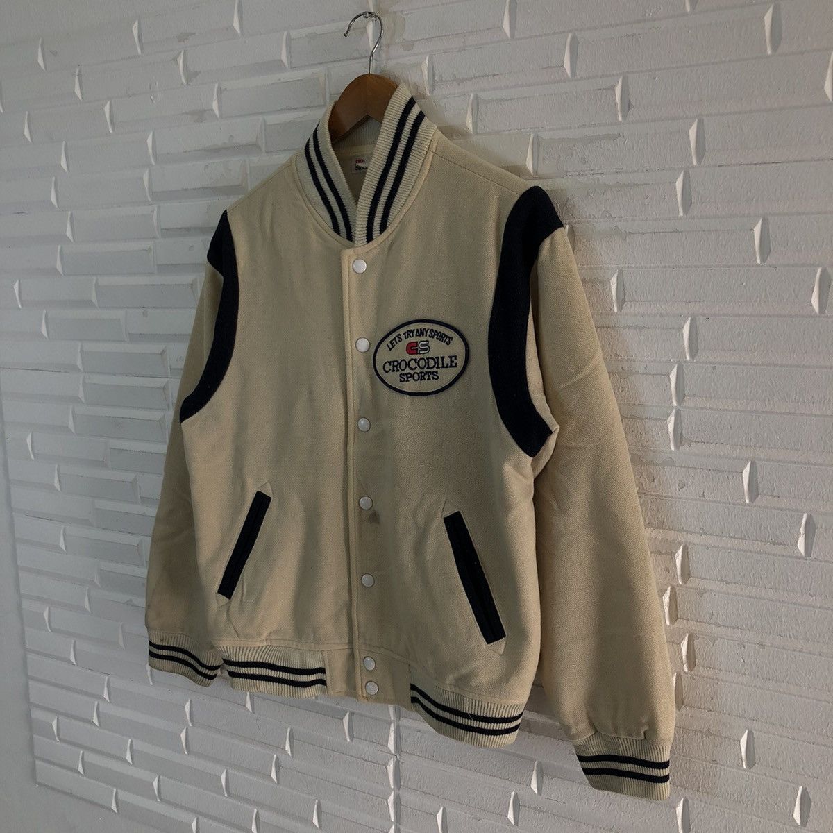 Japanese Brand VINTAGE CROCODILE SPORTS VARISTY JACKET BIG LOGO Size US M / EU 48-50 / 2 - 2 Thumbnail