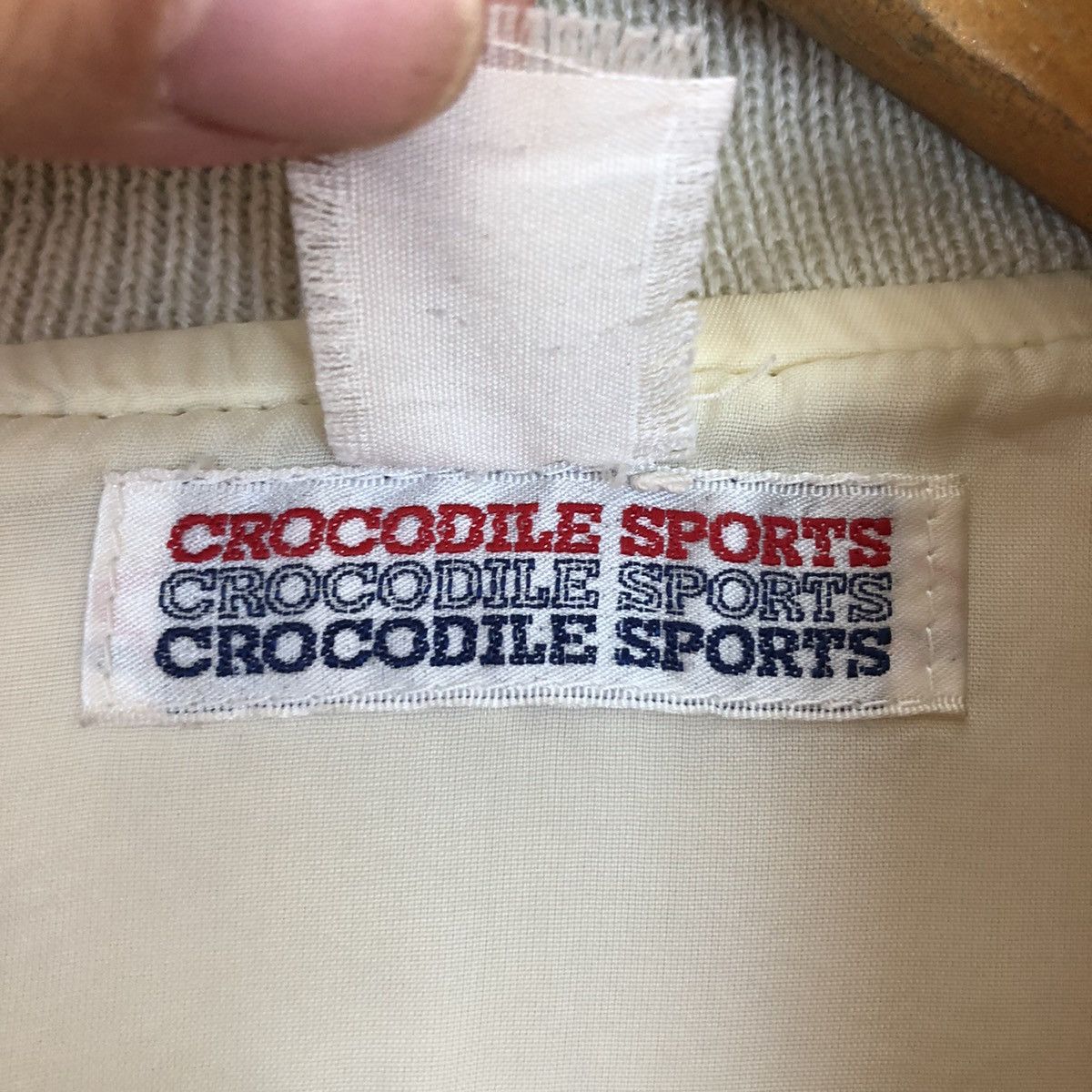 Japanese Brand VINTAGE CROCODILE SPORTS VARISTY JACKET BIG LOGO Size US M / EU 48-50 / 2 - 8 Thumbnail