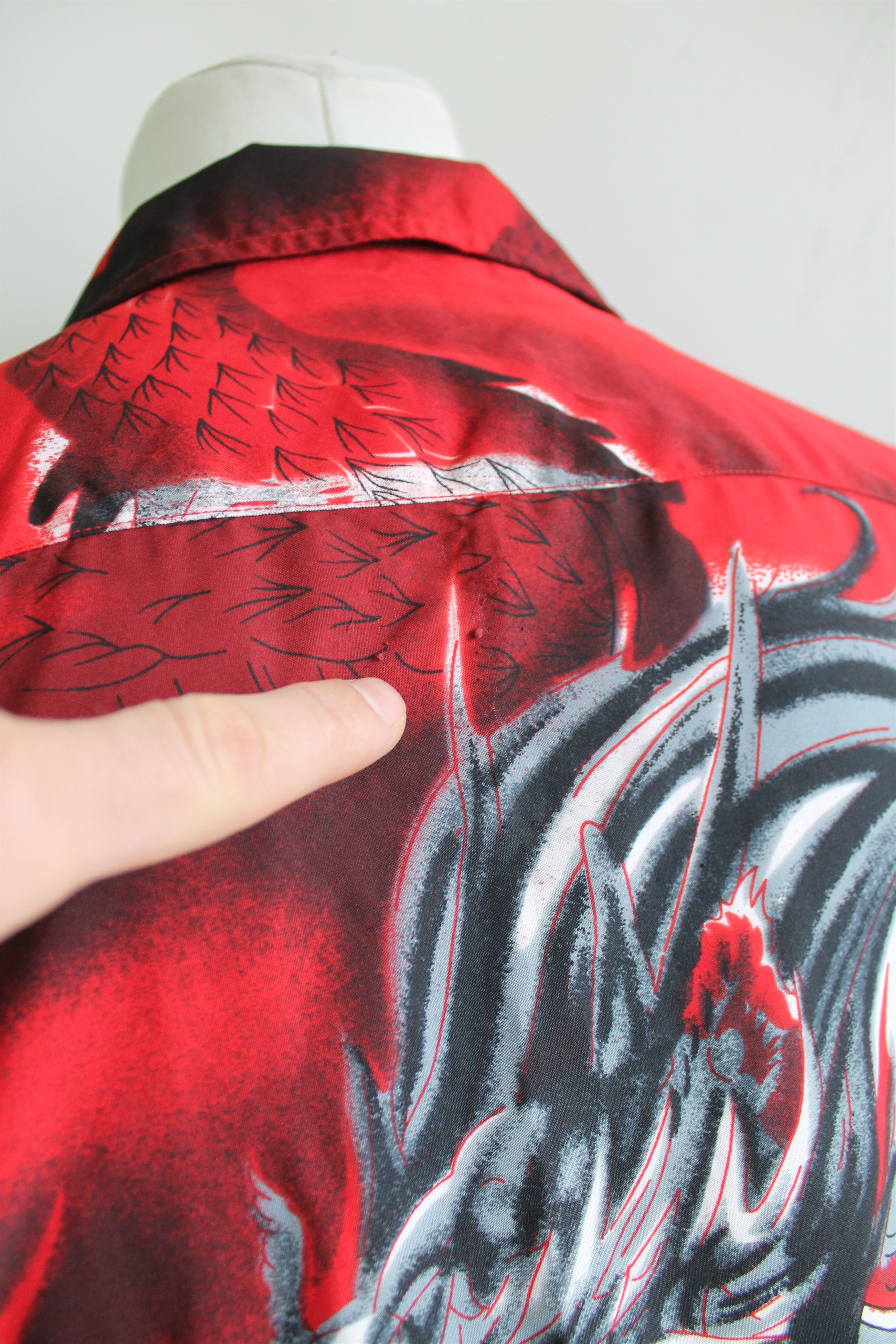 Japanese Brand Vintage Dragon Shirt red Crazy shirt japanese Size US M / EU 48-50 / 2 - 4 Thumbnail
