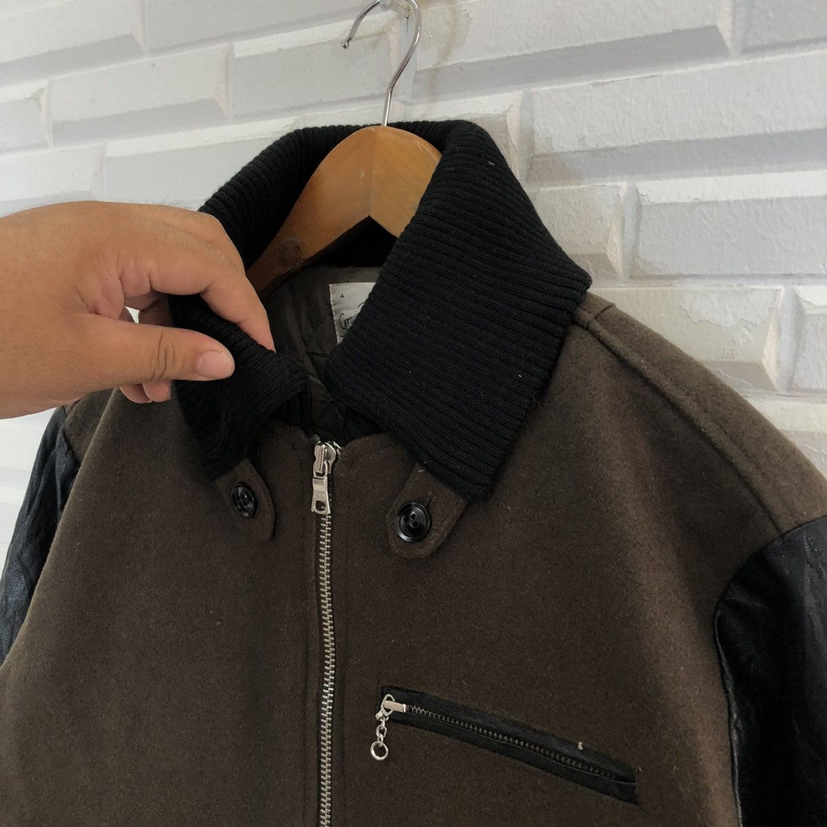 Japanese Brand VINTAGE GENUINE ARLICLES ORIGINAL LEATHER HANDLING Size US L / EU 52-54 / 3 - 5 Thumbnail