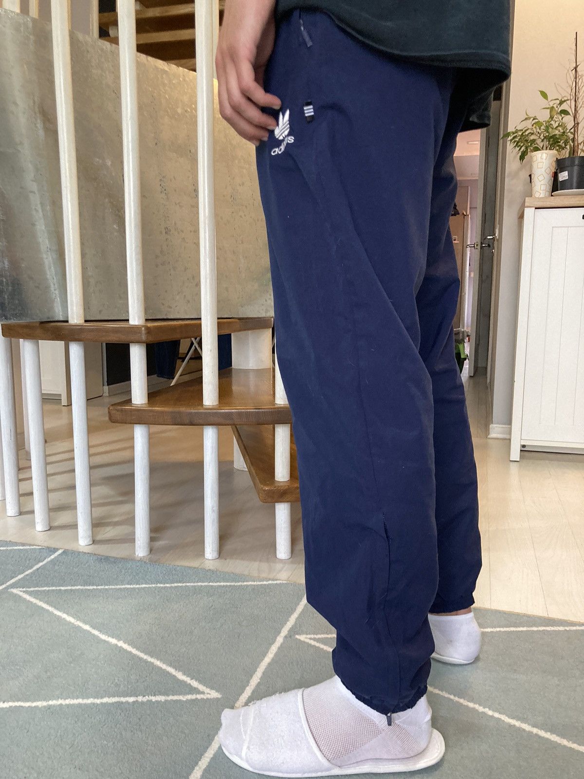 Adidas vintage adidas track pants Size US 32 / EU 48 - 2 Thumbnail
