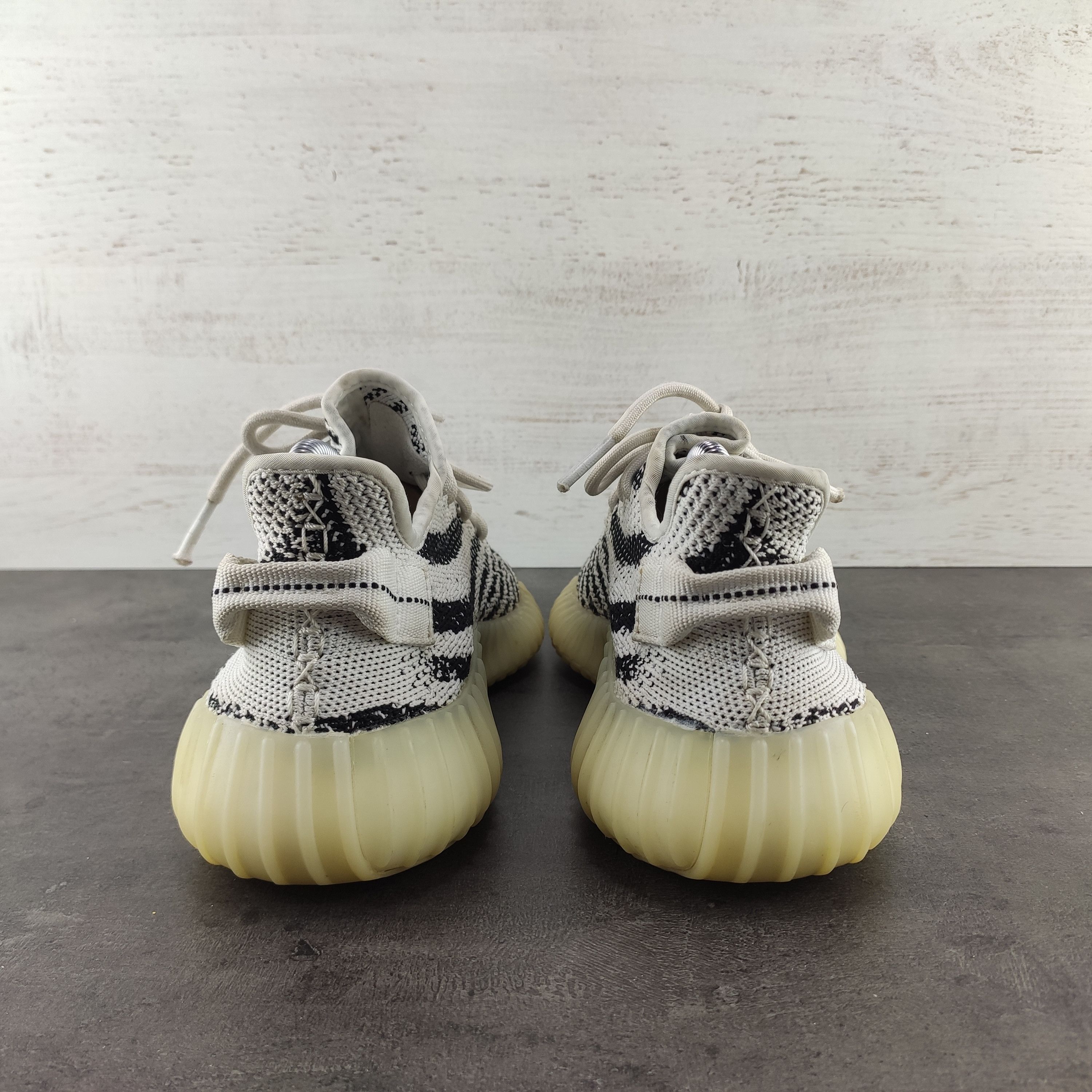 Adidas Adidas Yeezy Boost 350 V2 Zebra Sneakers Size US 6 / IT 36 - 5 Thumbnail