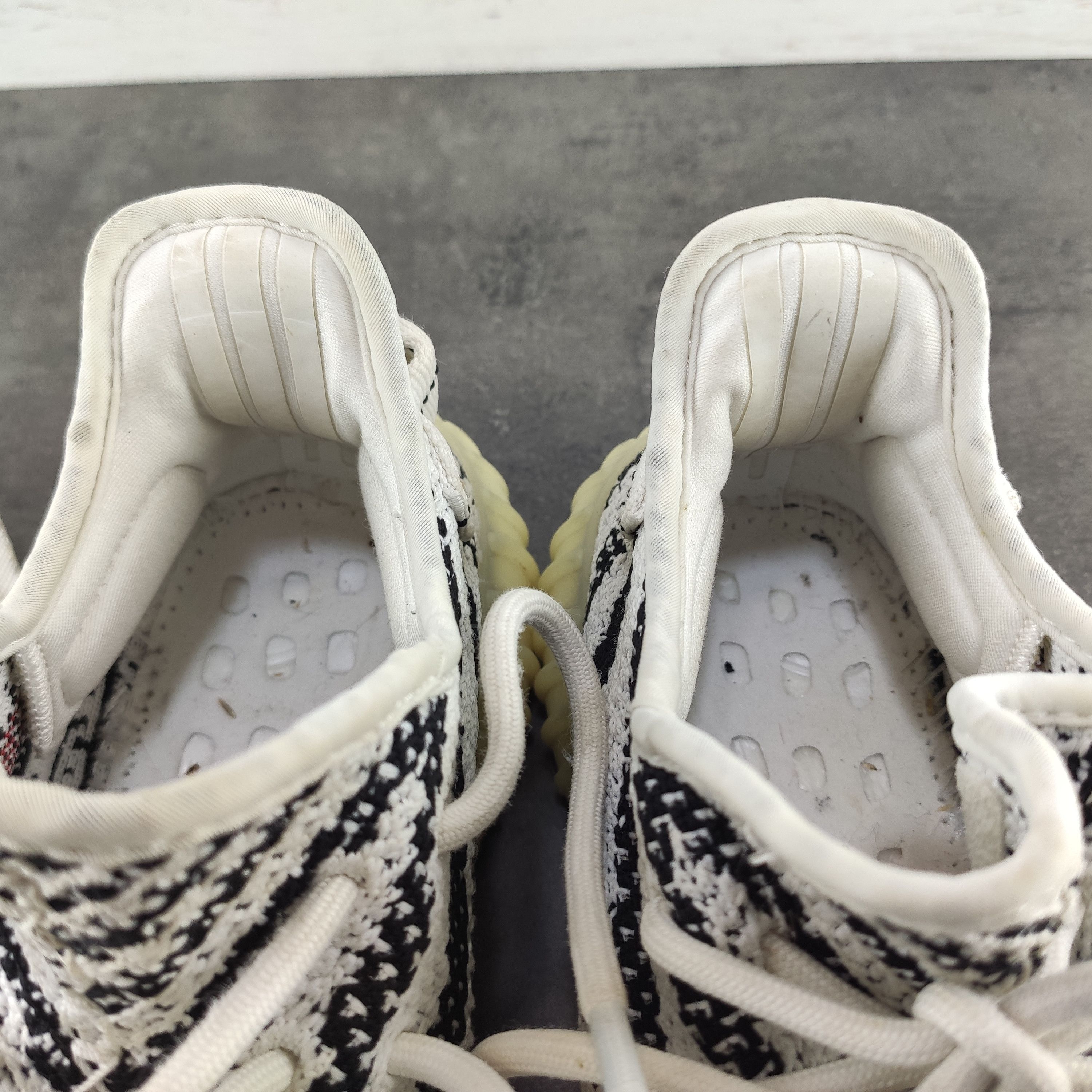 Adidas Adidas Yeezy Boost 350 V2 Zebra Sneakers Size US 6 / IT 36 - 10 Thumbnail
