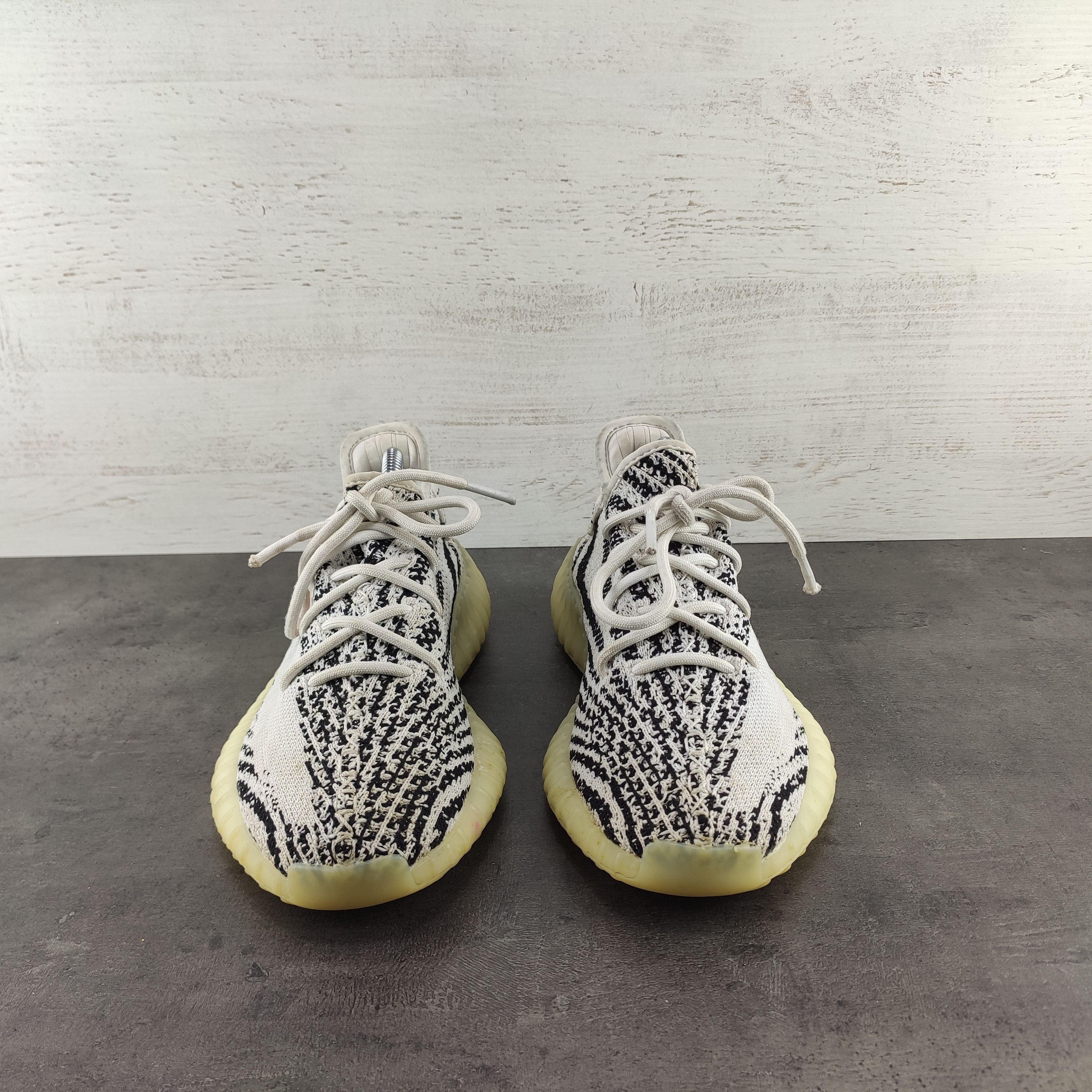 Adidas Adidas Yeezy Boost 350 V2 Zebra Sneakers Size US 6 / IT 36 - 3 Thumbnail