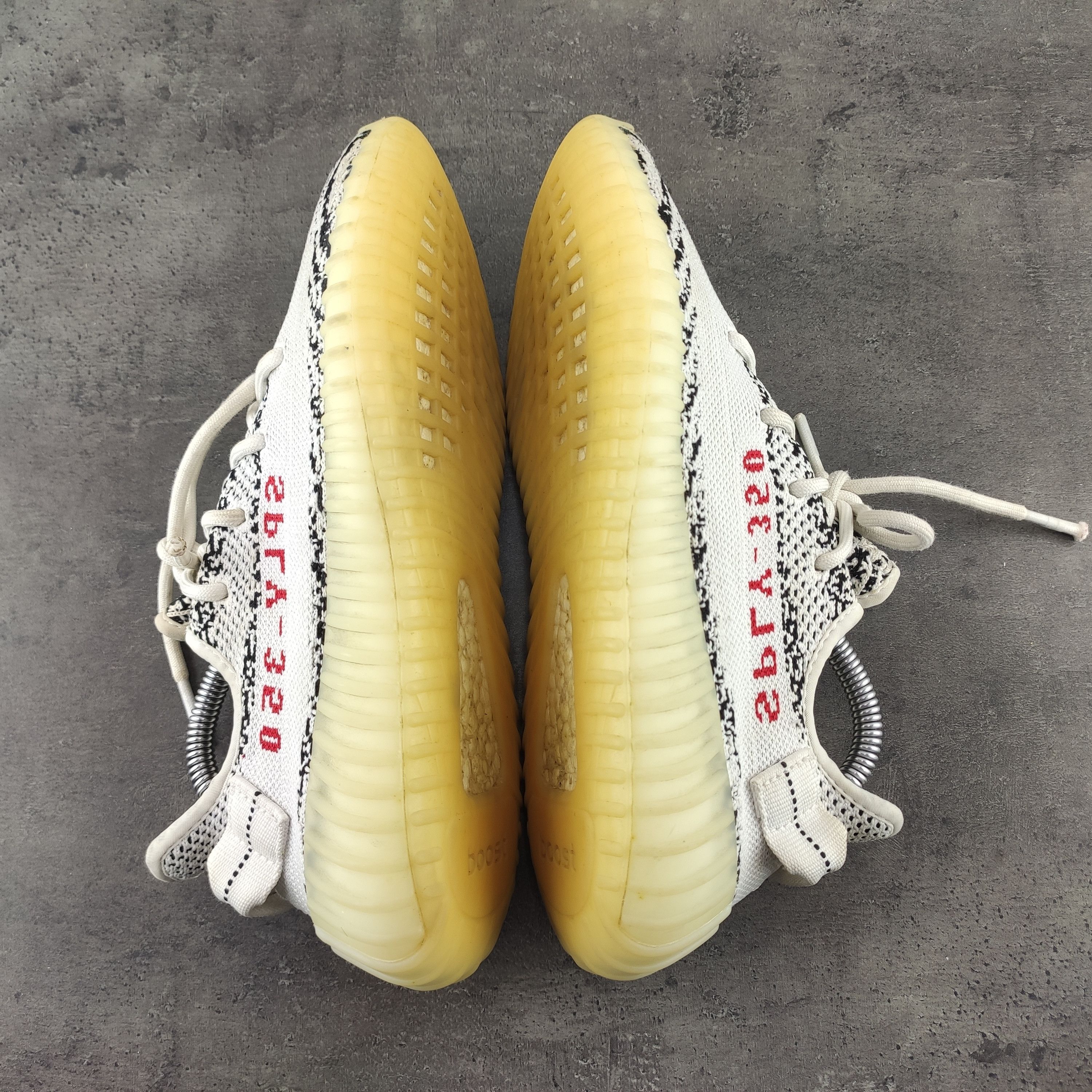 Adidas Adidas Yeezy Boost 350 V2 Zebra Sneakers Size US 6 / IT 36 - 8 Thumbnail